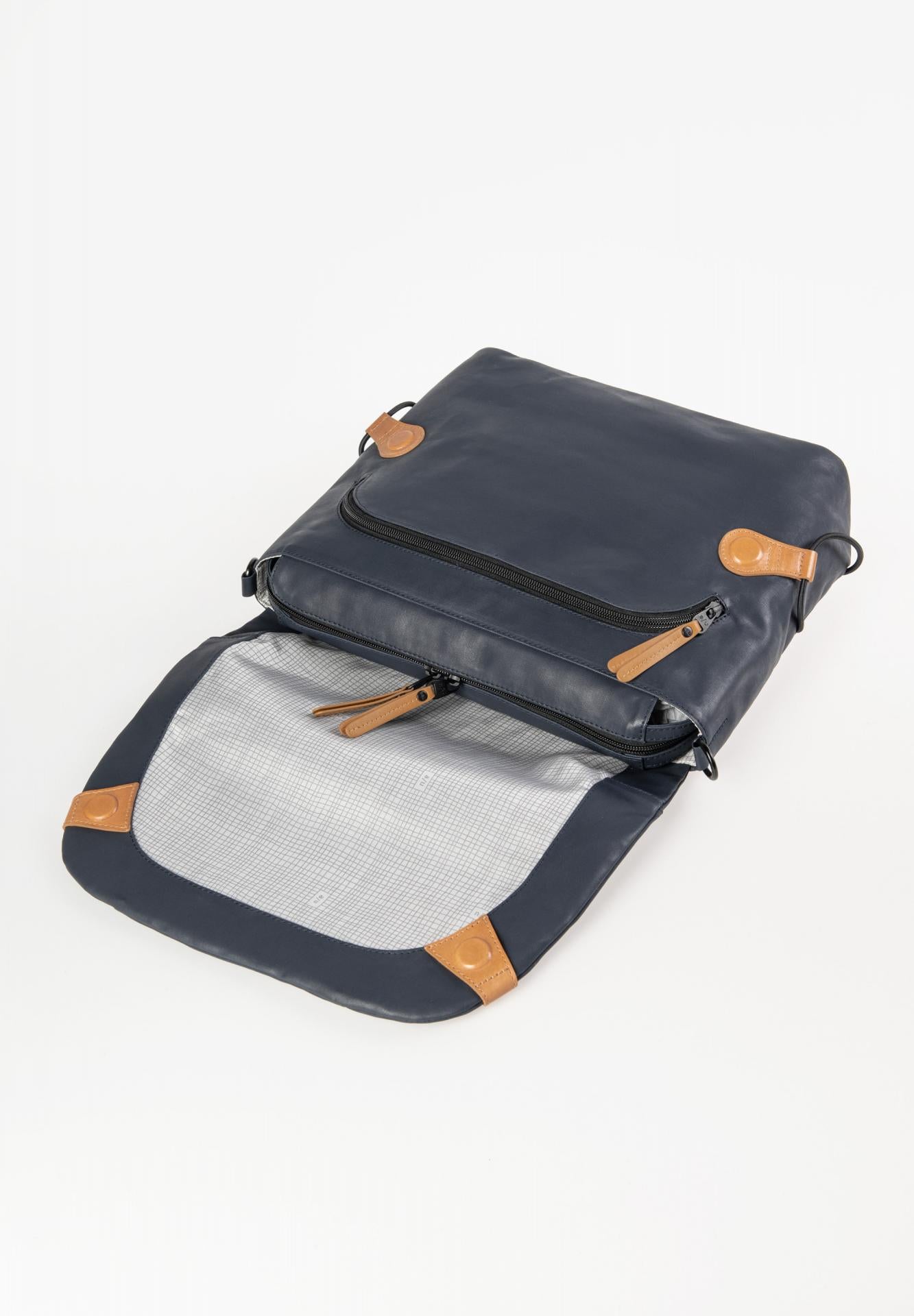 Aunts & Uncles Matsumoto Messenger Bag 10.5" night blue