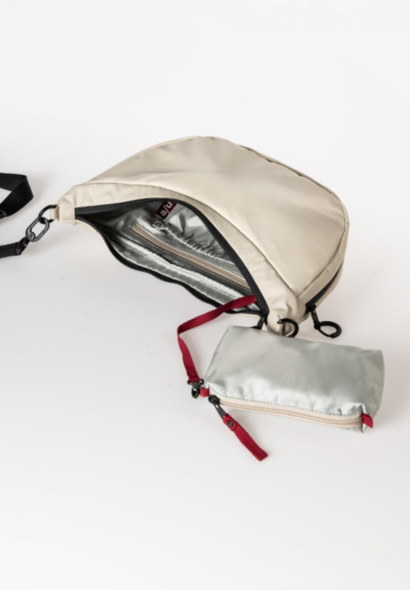 Aunts & Uncles Yoshii RE Halfmoon Bag dust