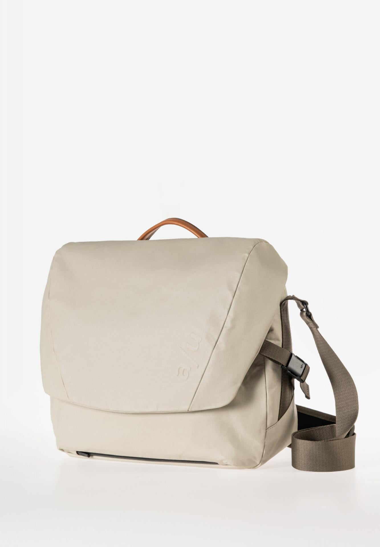 Aunts & Uncles Yamakuni RE Messenger Bag Umhängetasche - Variante: dust