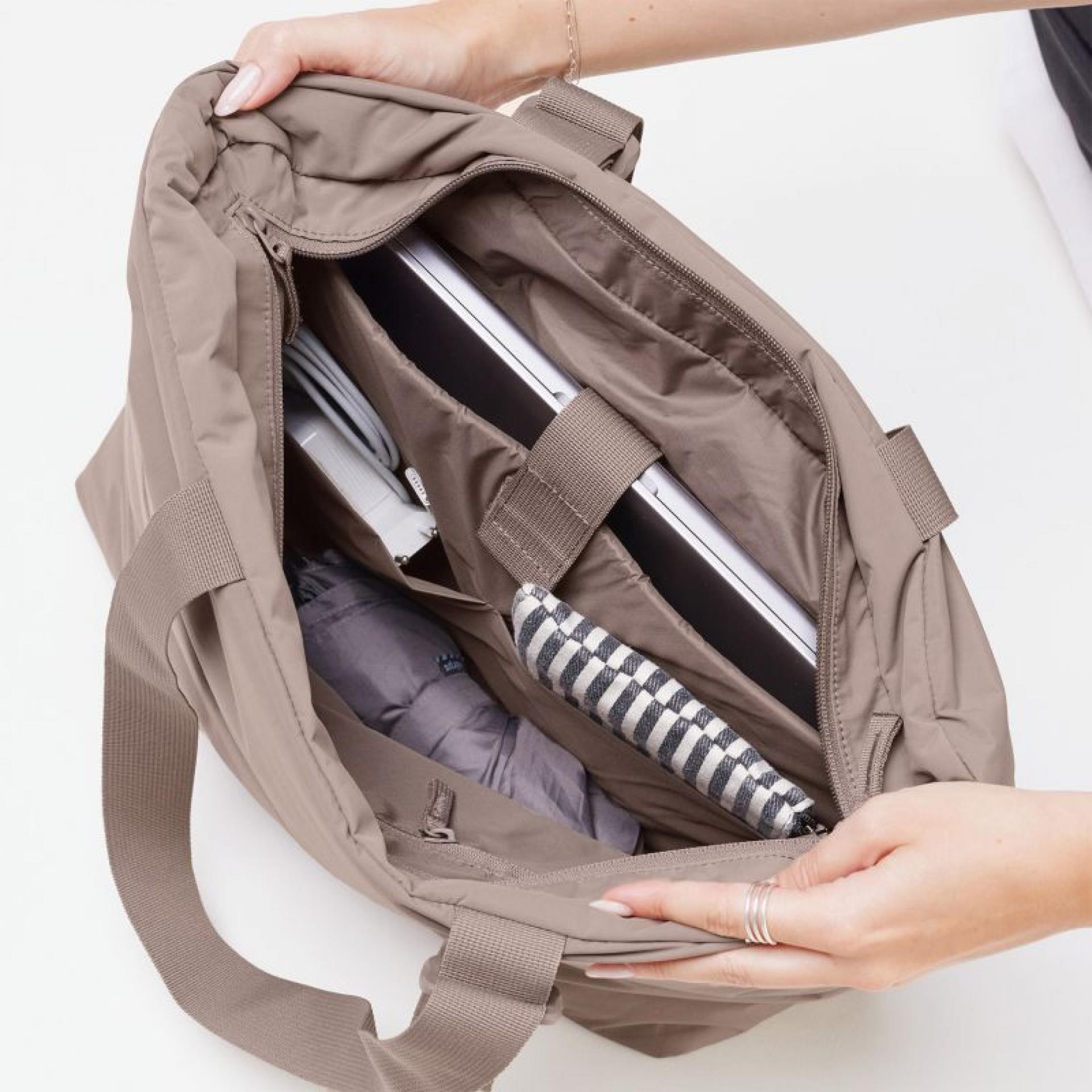 Got Bag Puffer Tote Bag Monochrome oyster