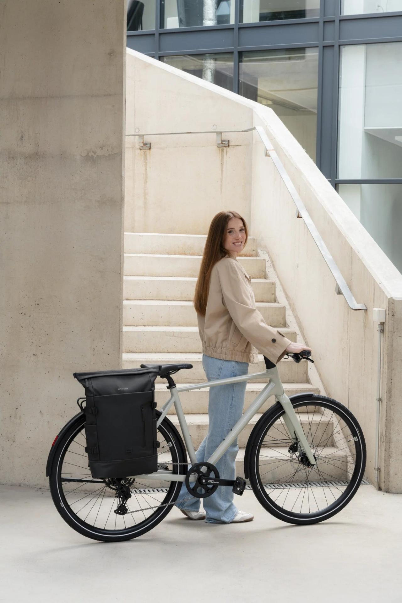 Kapten & Son Helsinki Pro Bike Backpack All Black