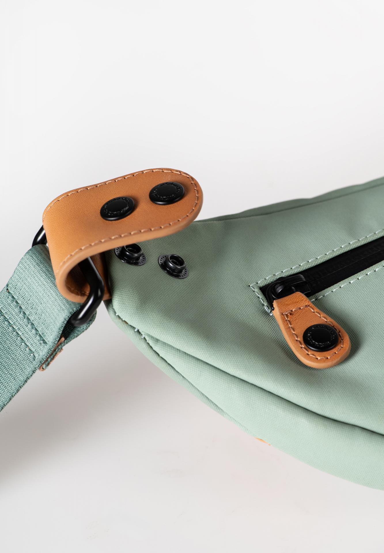 Aunts & Uncles Ichikawa Gürteltasche sage green