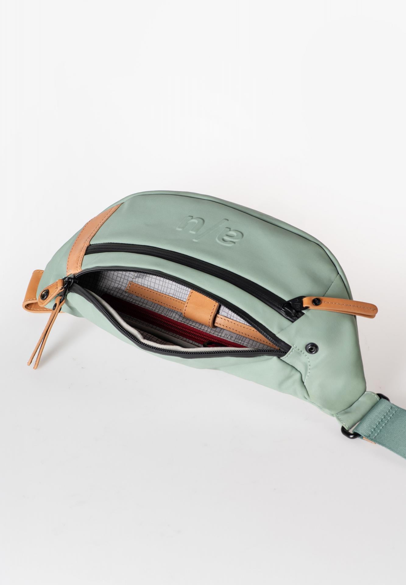Aunts & Uncles Ichikawa Gürteltasche sage green