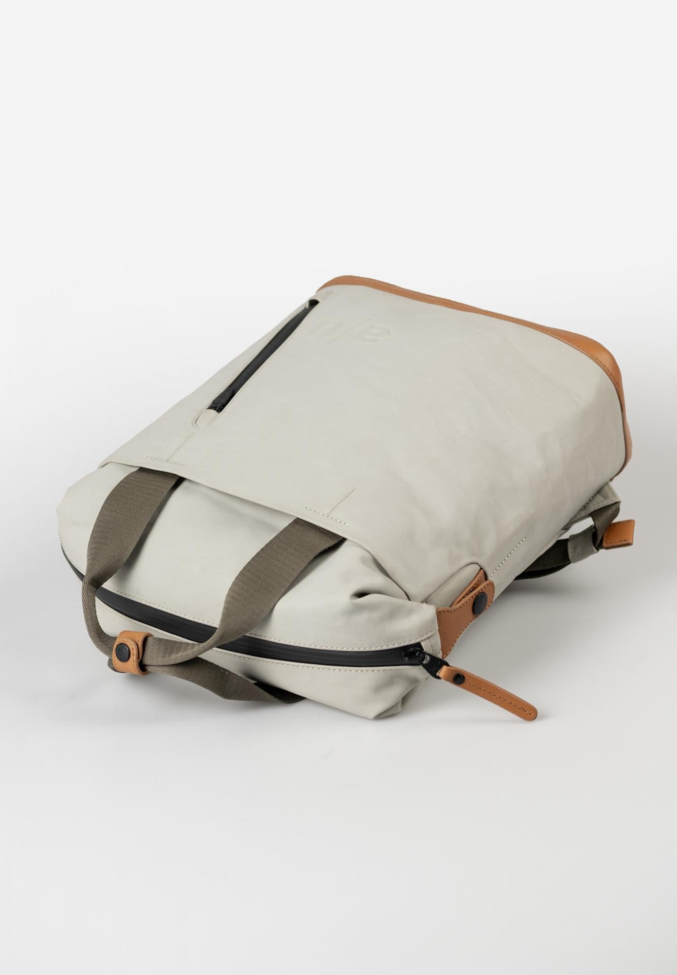 Aunts & Uncles Yaizu Rucksack dust
