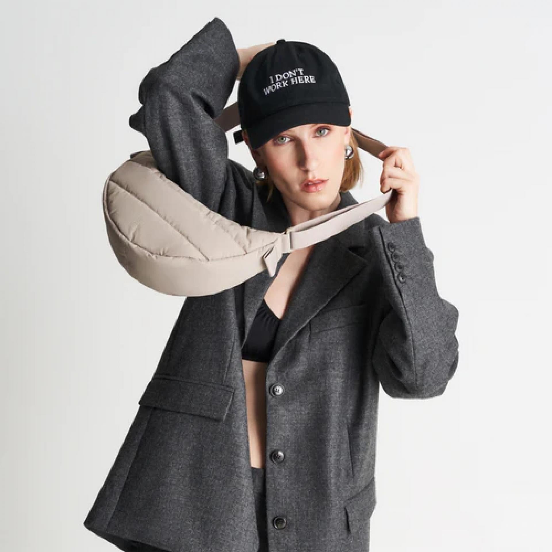 Got Bag PUFFER MOON BAG SMALL Monochrome Scallop