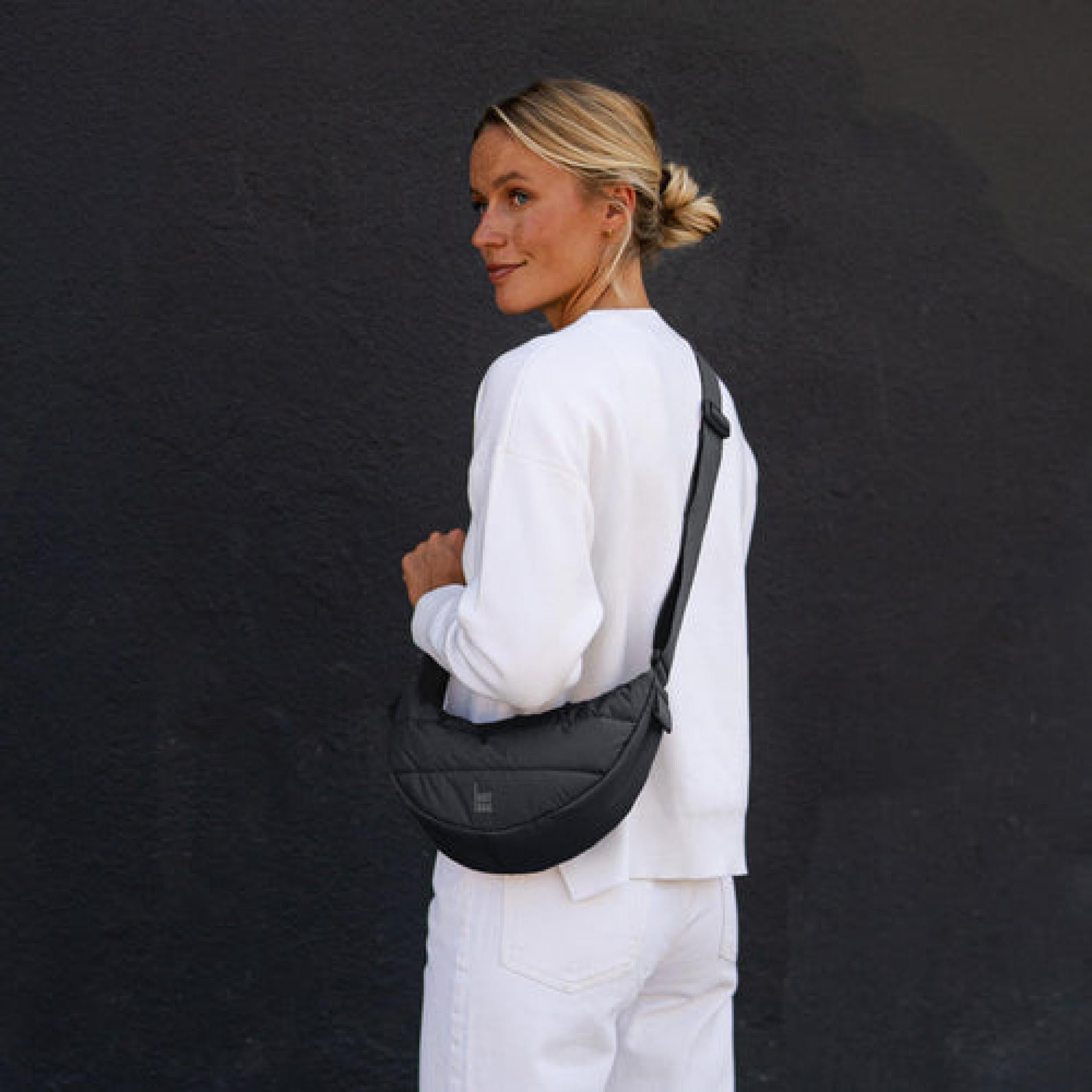 Got Bag PUFFER MOON BAG SMALL Monochrome Black