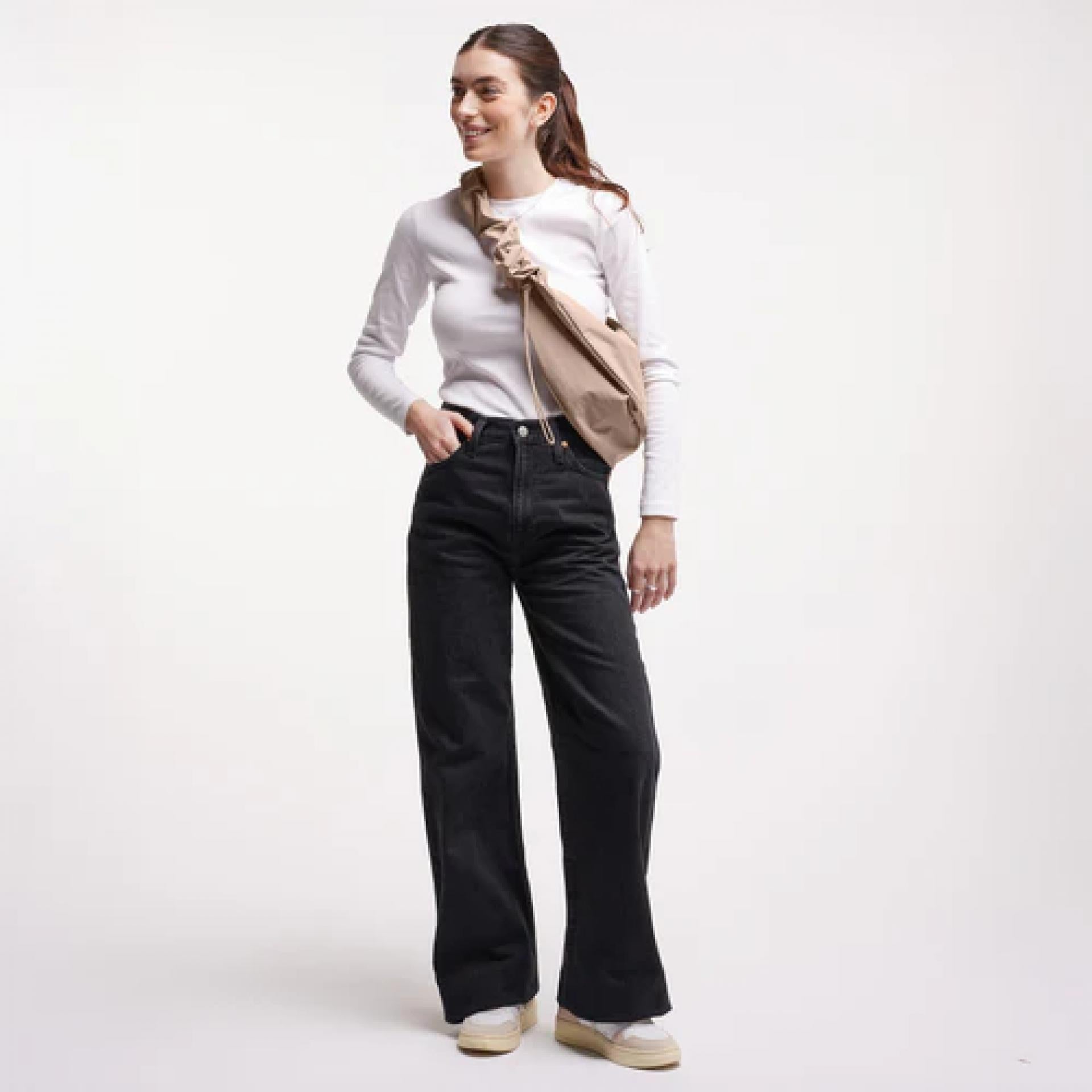 GOT BAG Moon Bag Ruffle MONOCHROME sandbar