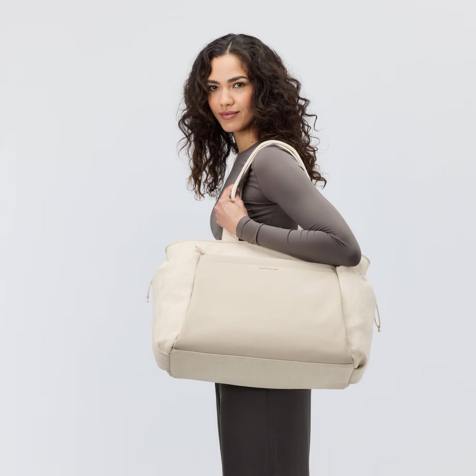 Kapten & Son Umhängetasche Hellvi Ibiza Collection Sandstone