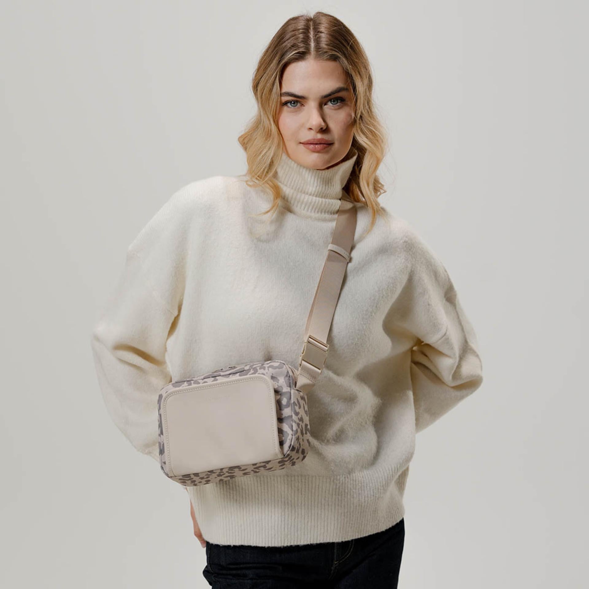 Kapten & Son Crossbag Lulea Leo sandstone
