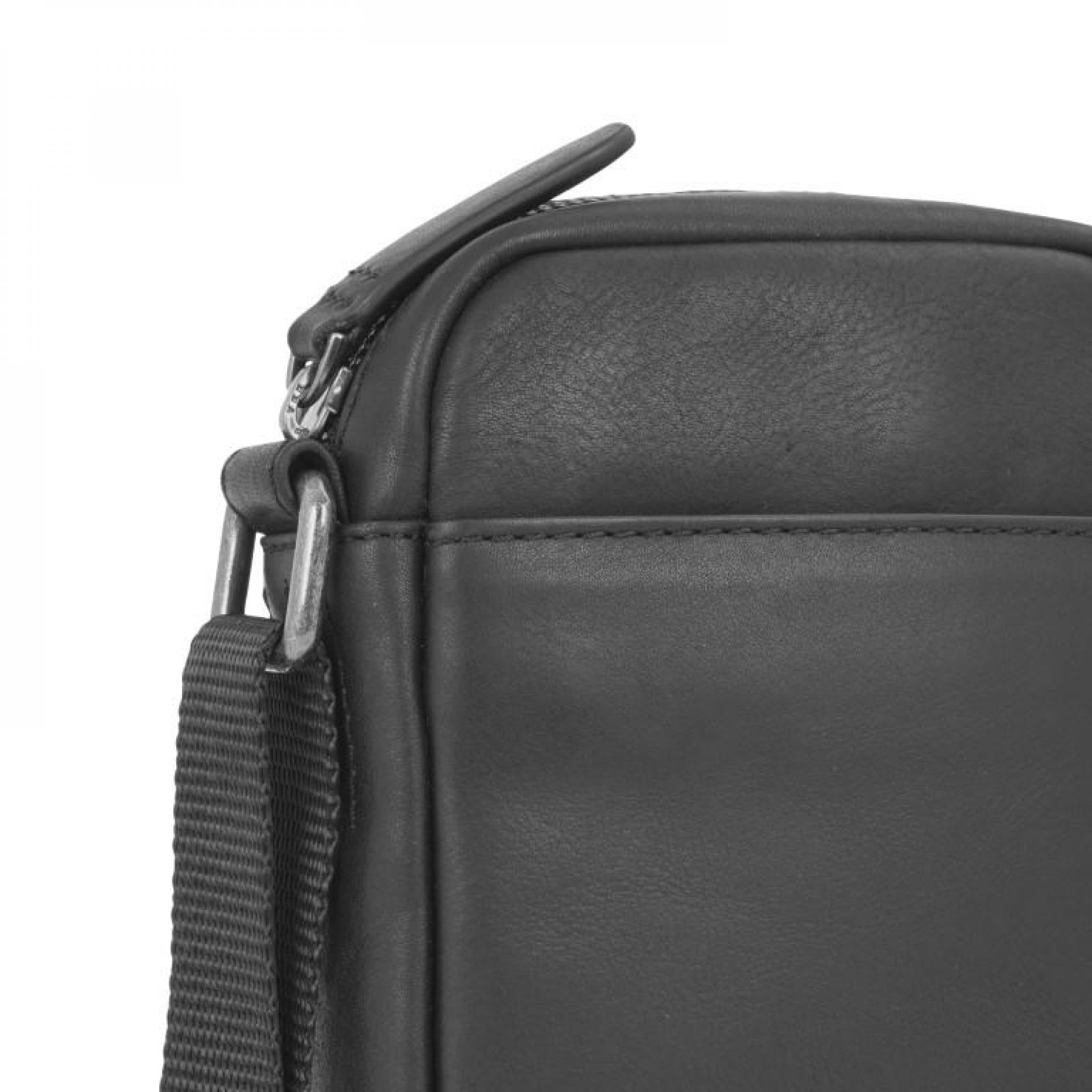 Strellson stratford shoulderbag xsvz - Farbe: black