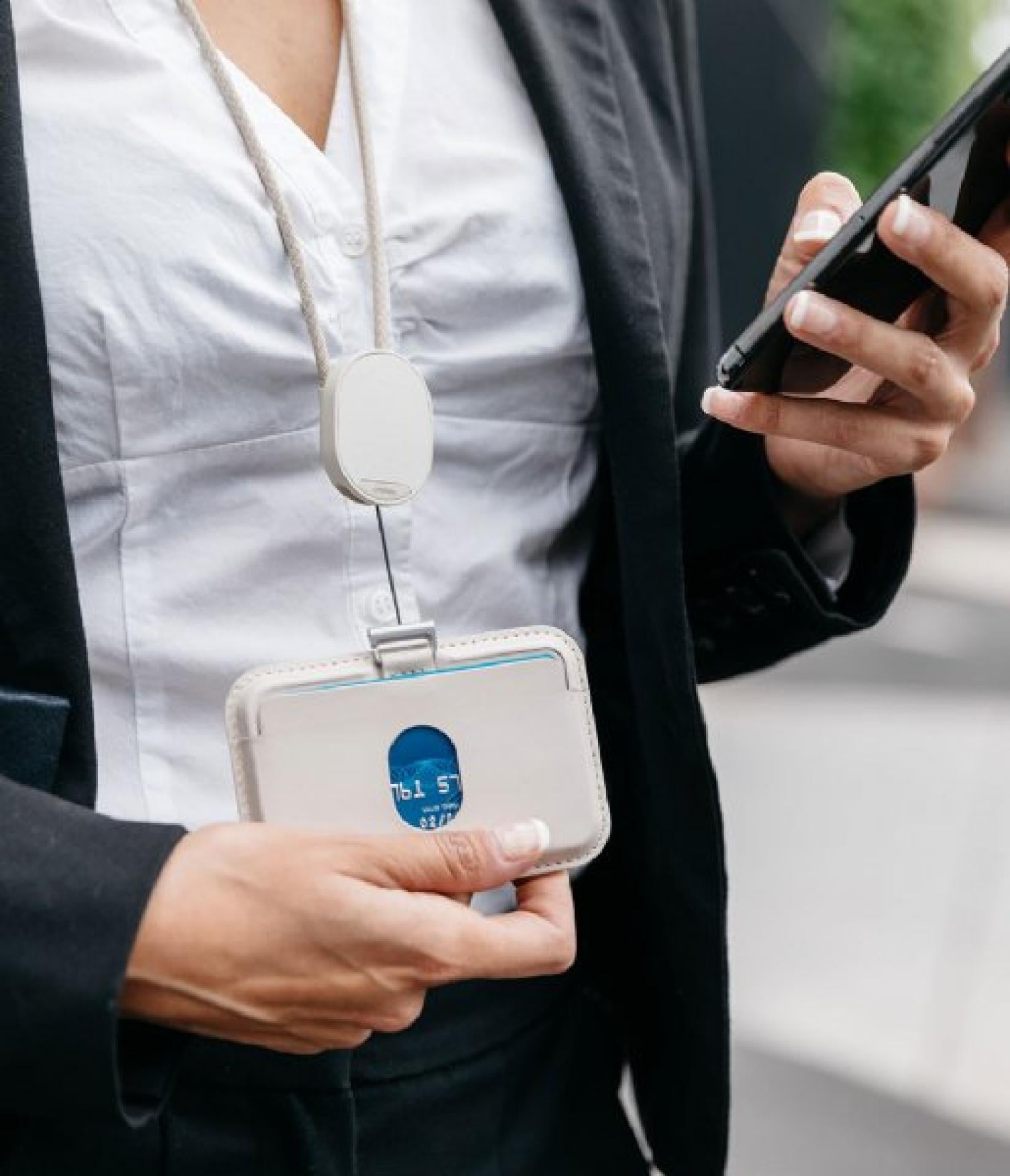 Orbitkey ID Card Holder Pro w/ Lanyard - White