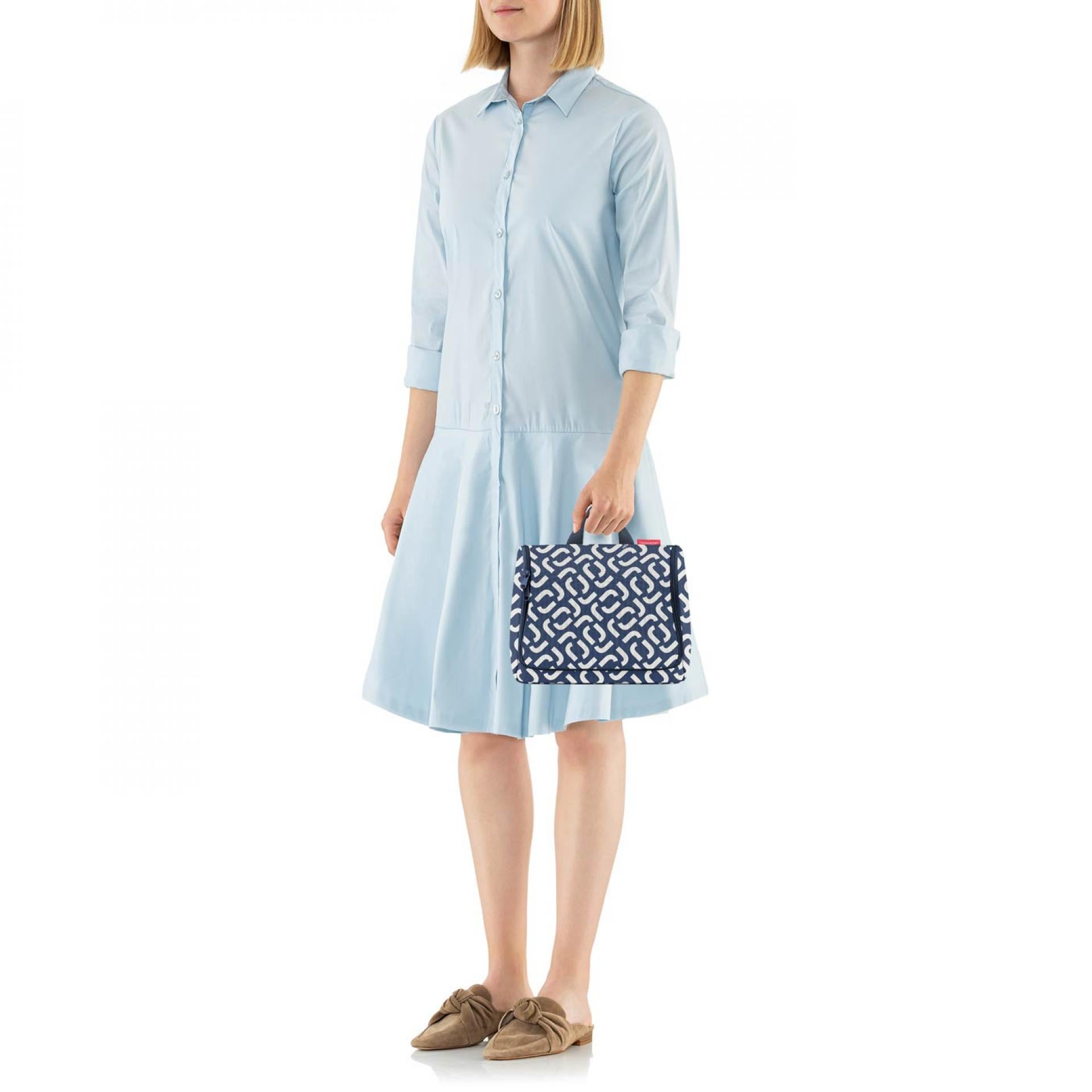 Reisenthel toiletbag XL signature navy