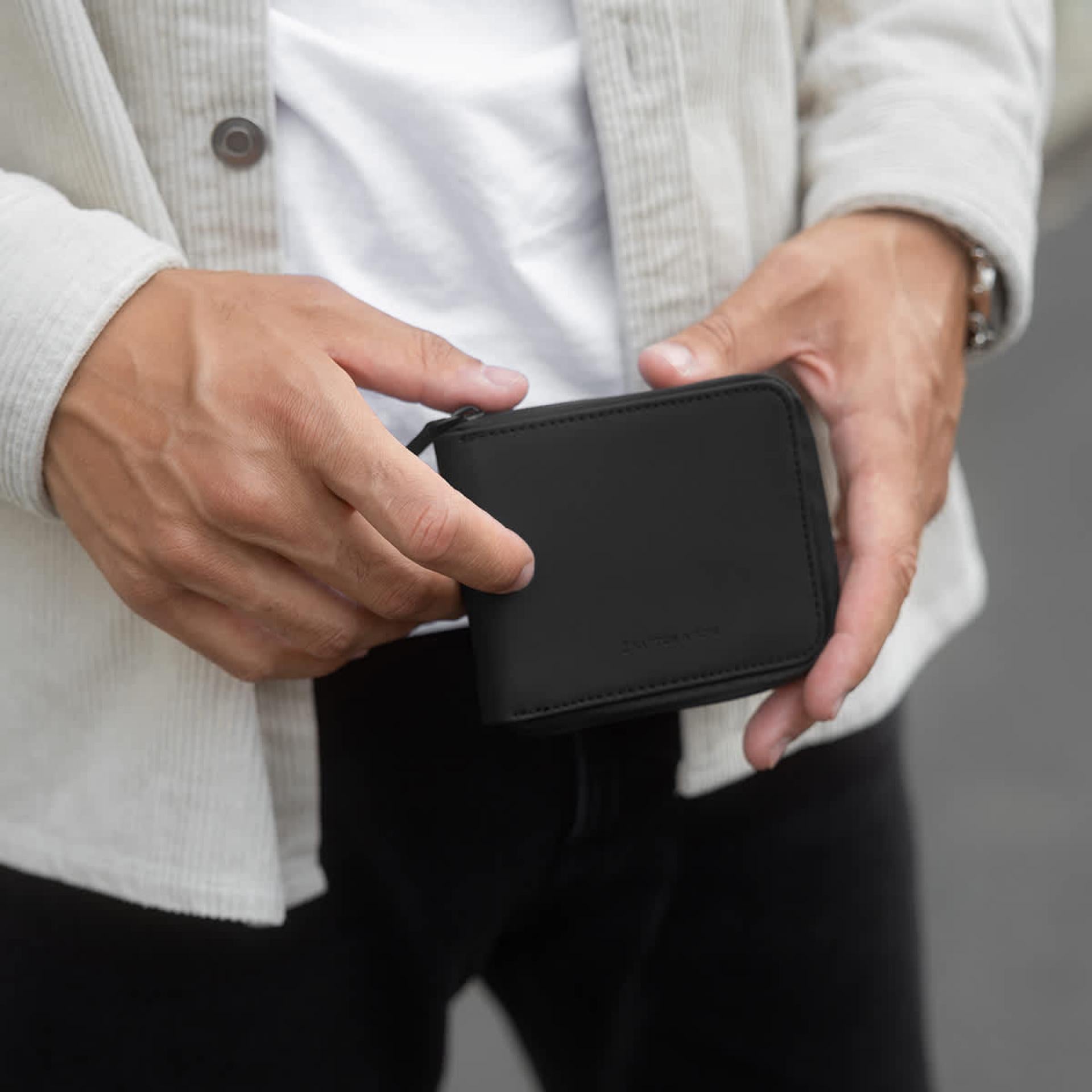 Kapten & Son Geldbörse Camden All Black
