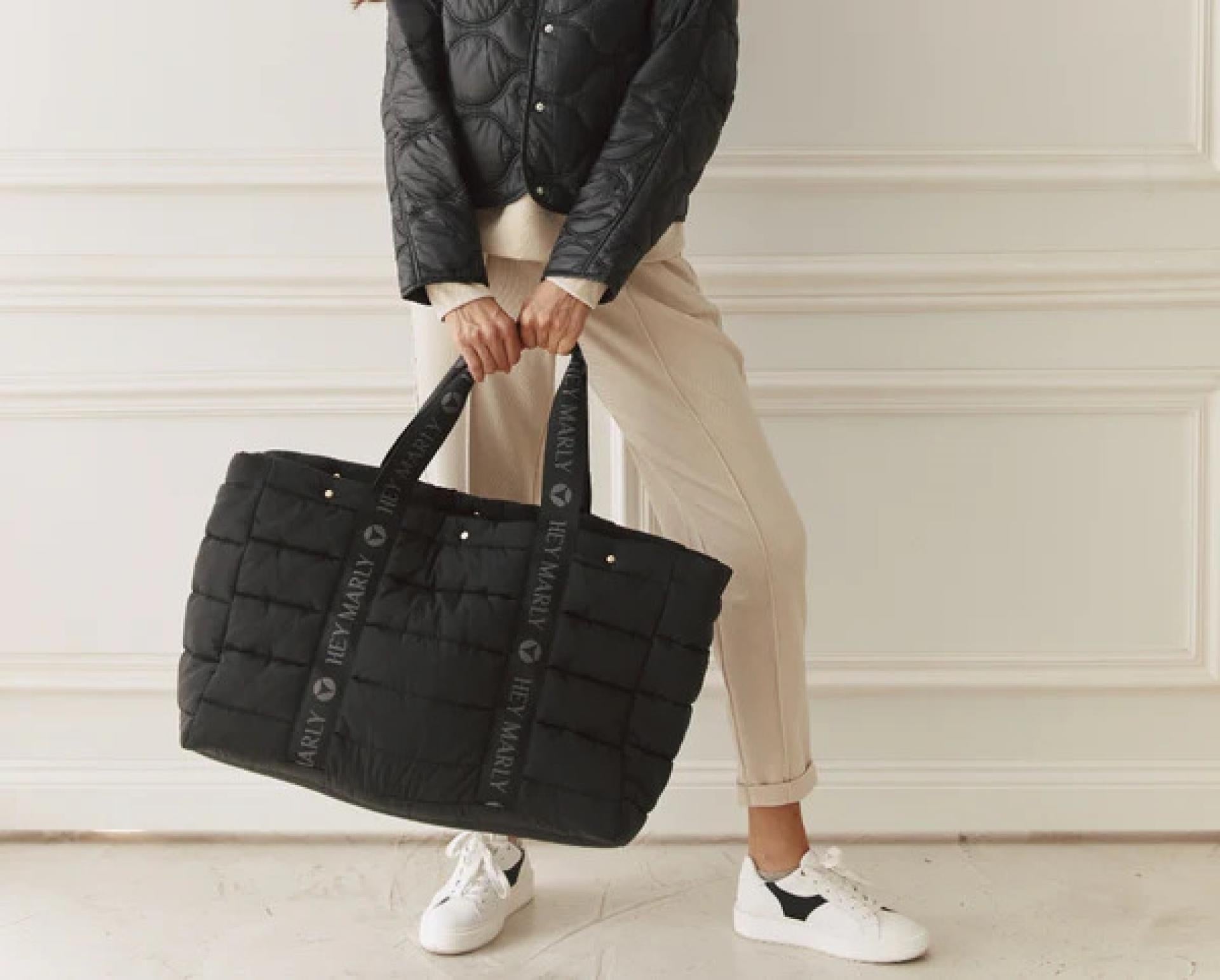 Hey Marly Travel Buddy - Variante: L Black