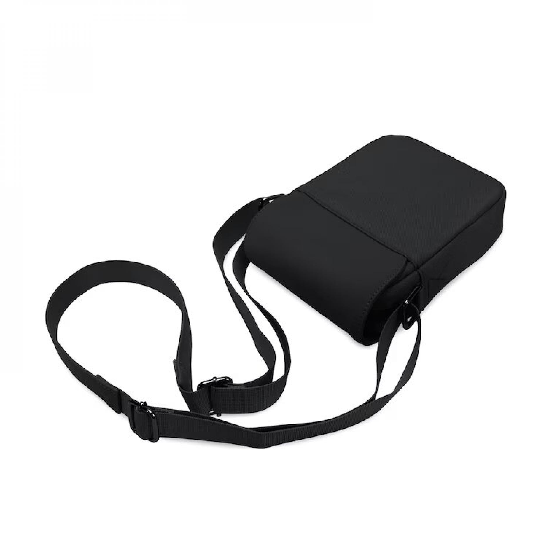 Kapten & Son Umhängetasche Mala All Black