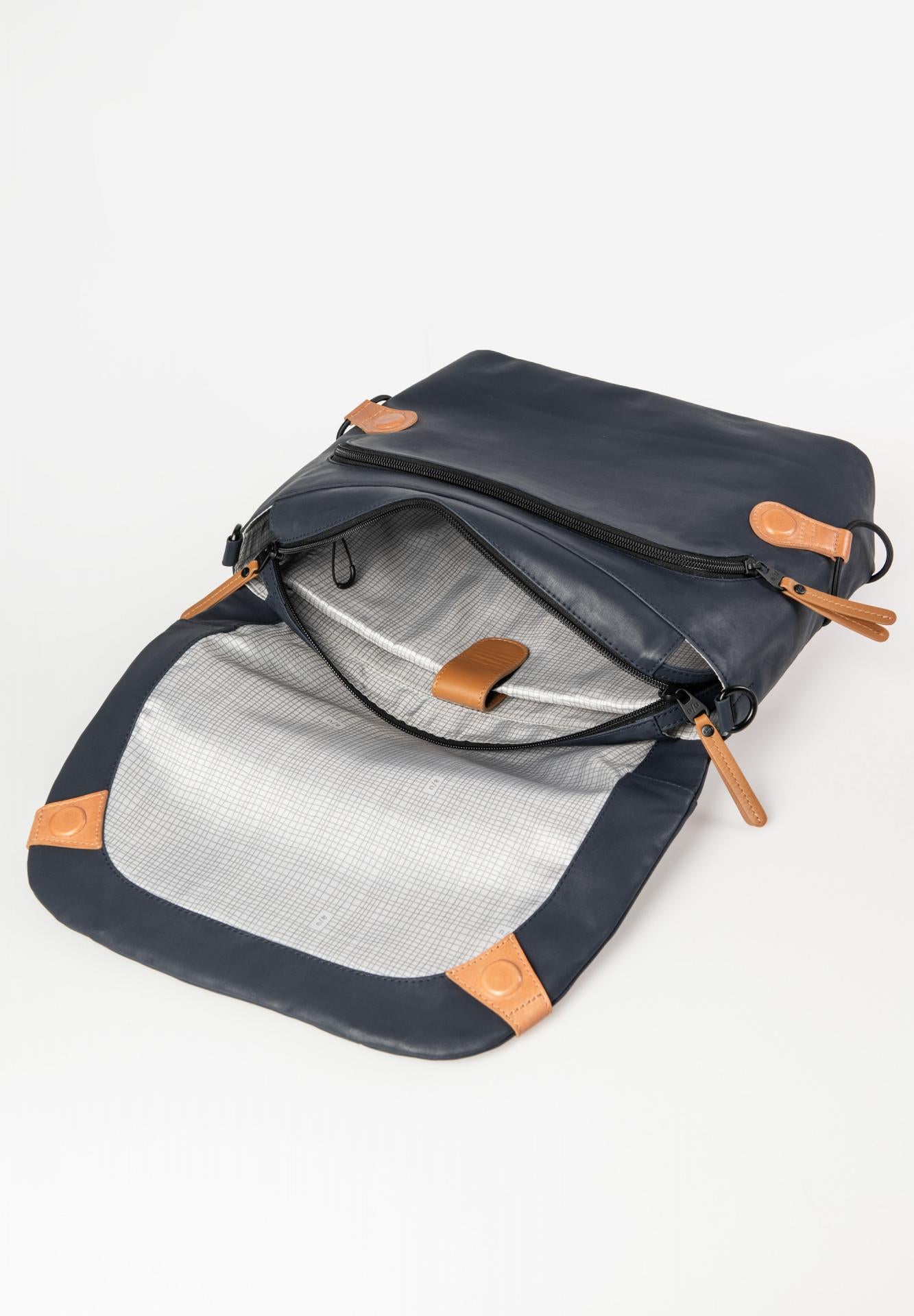 Aunts & Uncles Matsumoto Messenger Bag 10.5" night blue