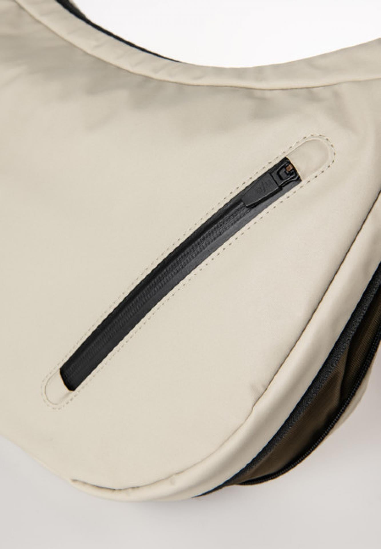 Aunts & Uncles Koyoshi RE Halfmoon Bag dust
