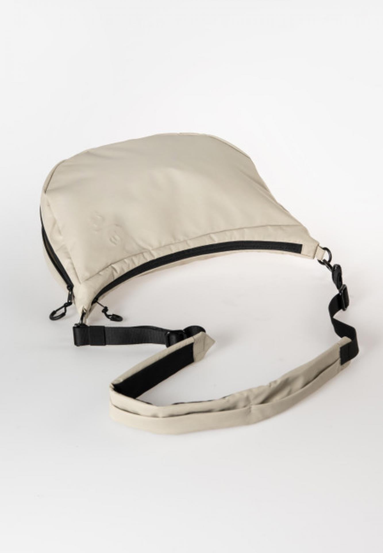 Aunts & Uncles Koyoshi RE Halfmoon Bag dust