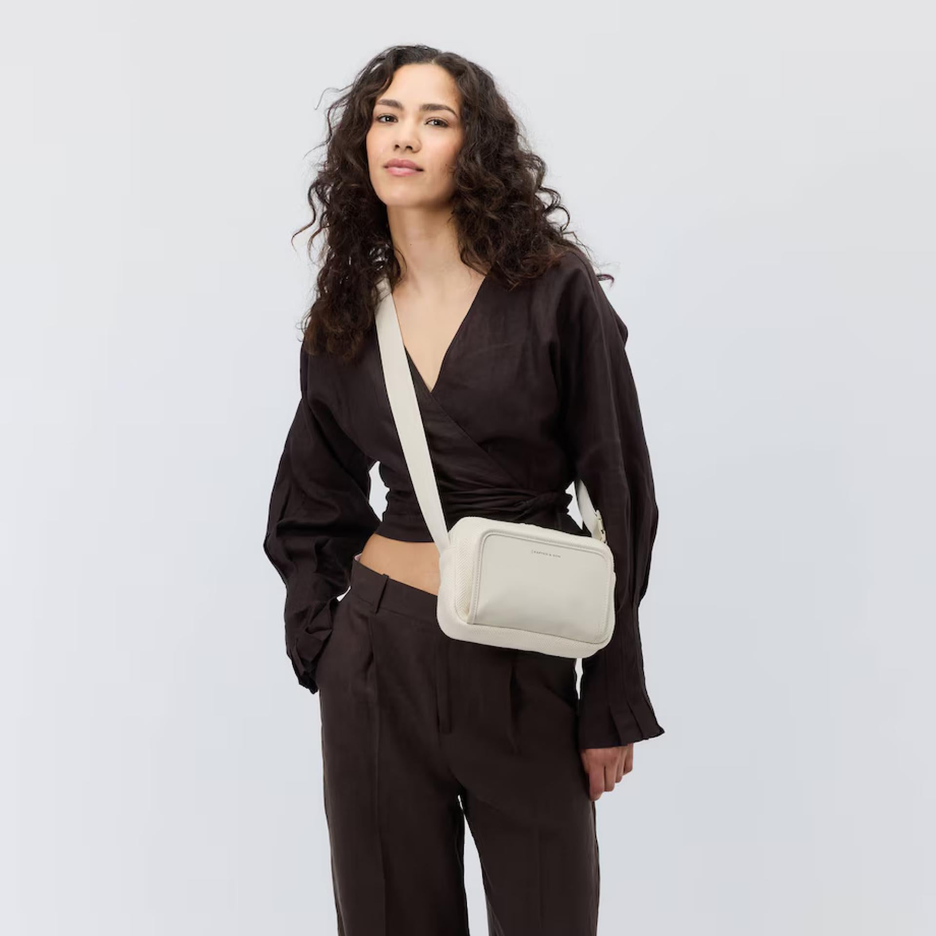 Kapten & Son Umhängetasche Lulea Ibiza Collection Sandstone