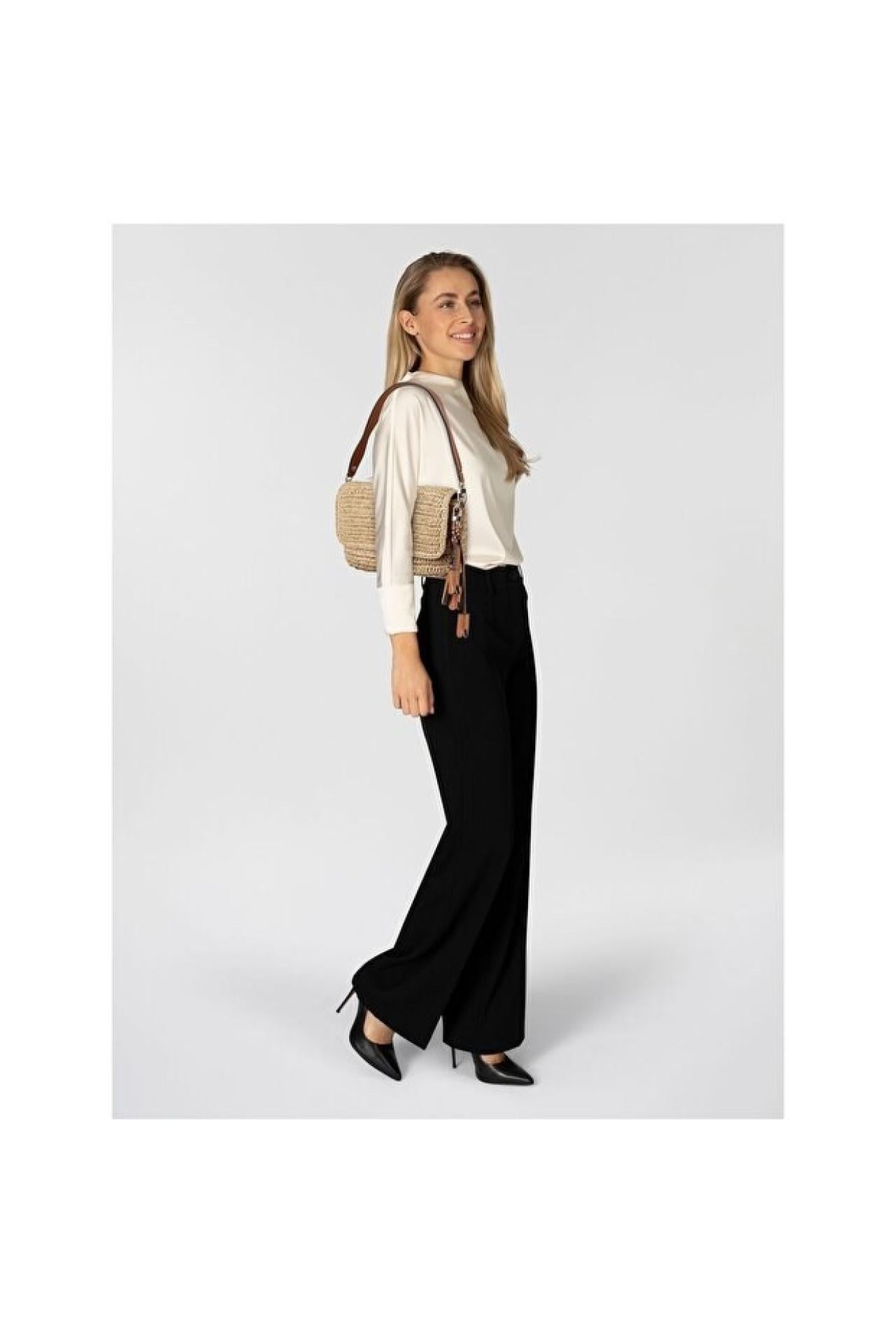 Guess OFELIA FLAP SHOULDER BAG Natural/ Cognac