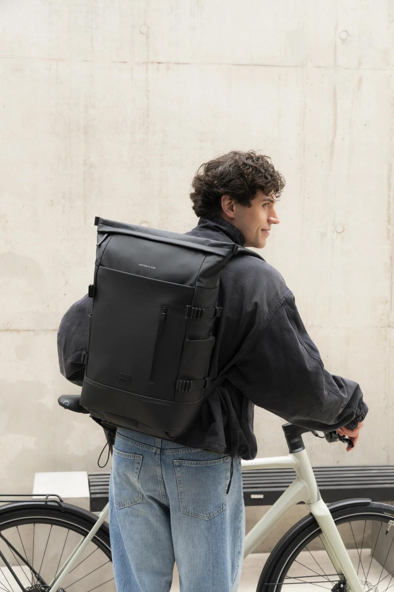 Kapten & Son  Helsinki Pro Bike Backpack All Black 