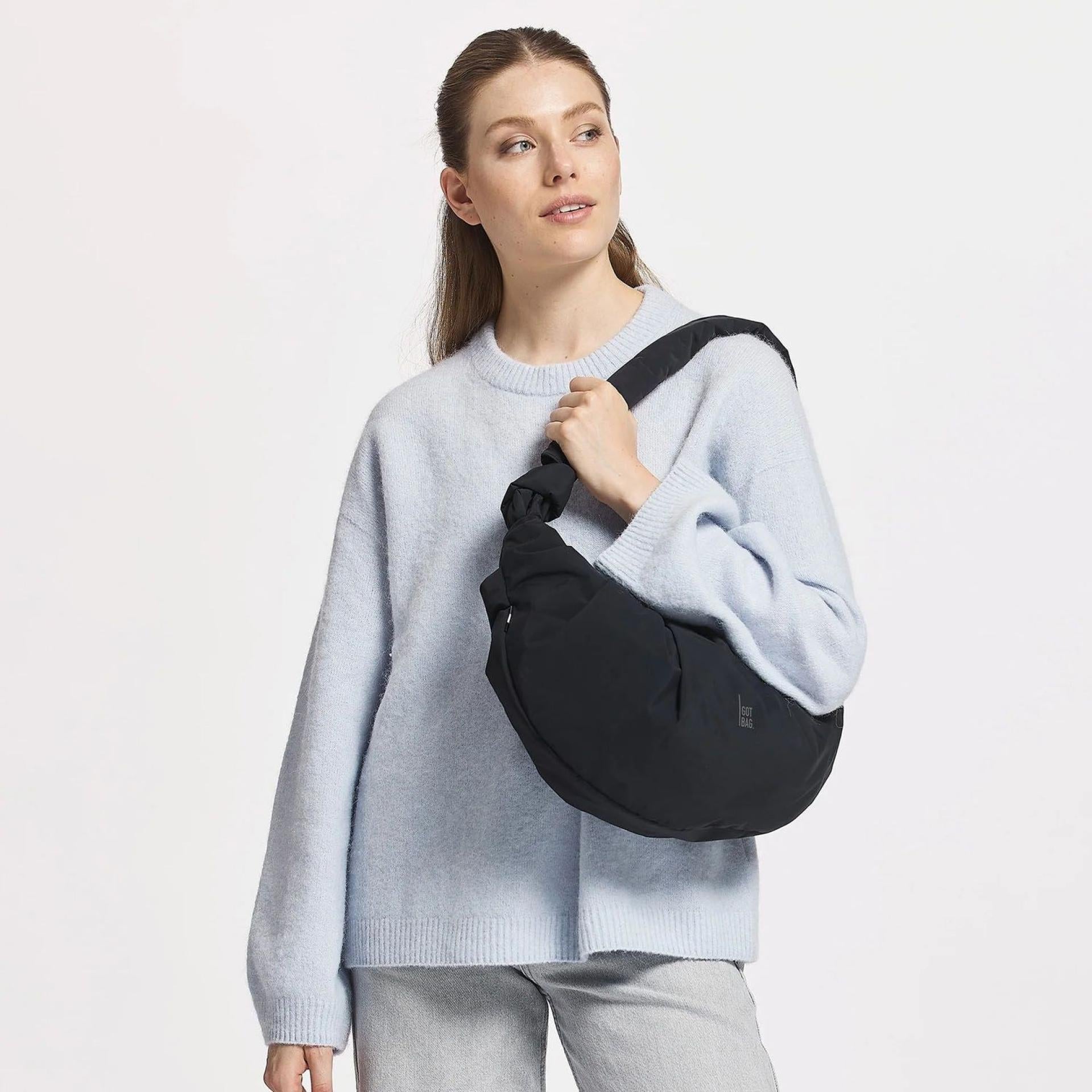Got Bag PLEAT Moon Bag Large Black 