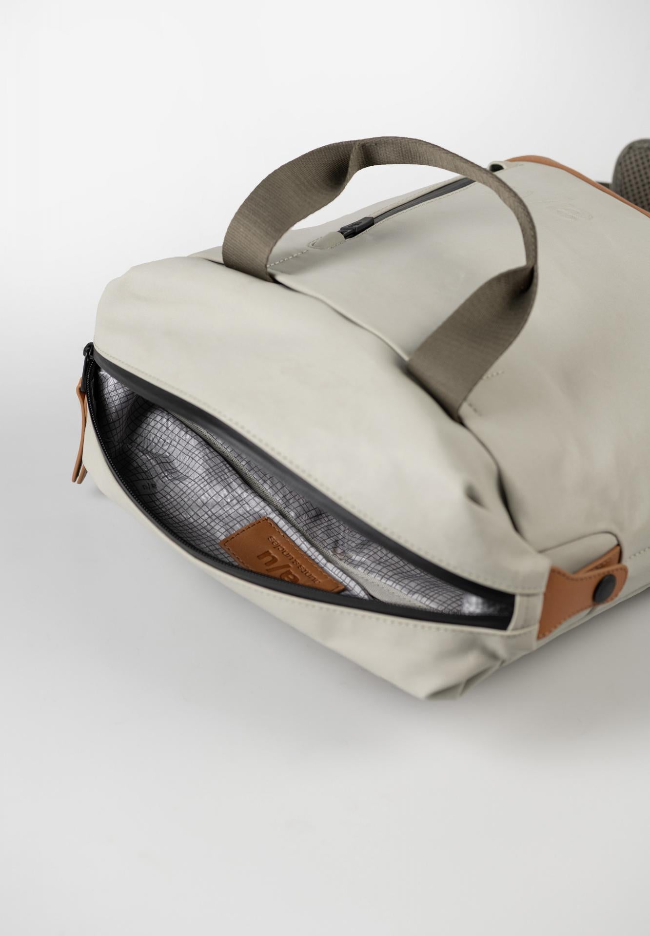 Aunts & Uncles Yaizu Rucksack dust