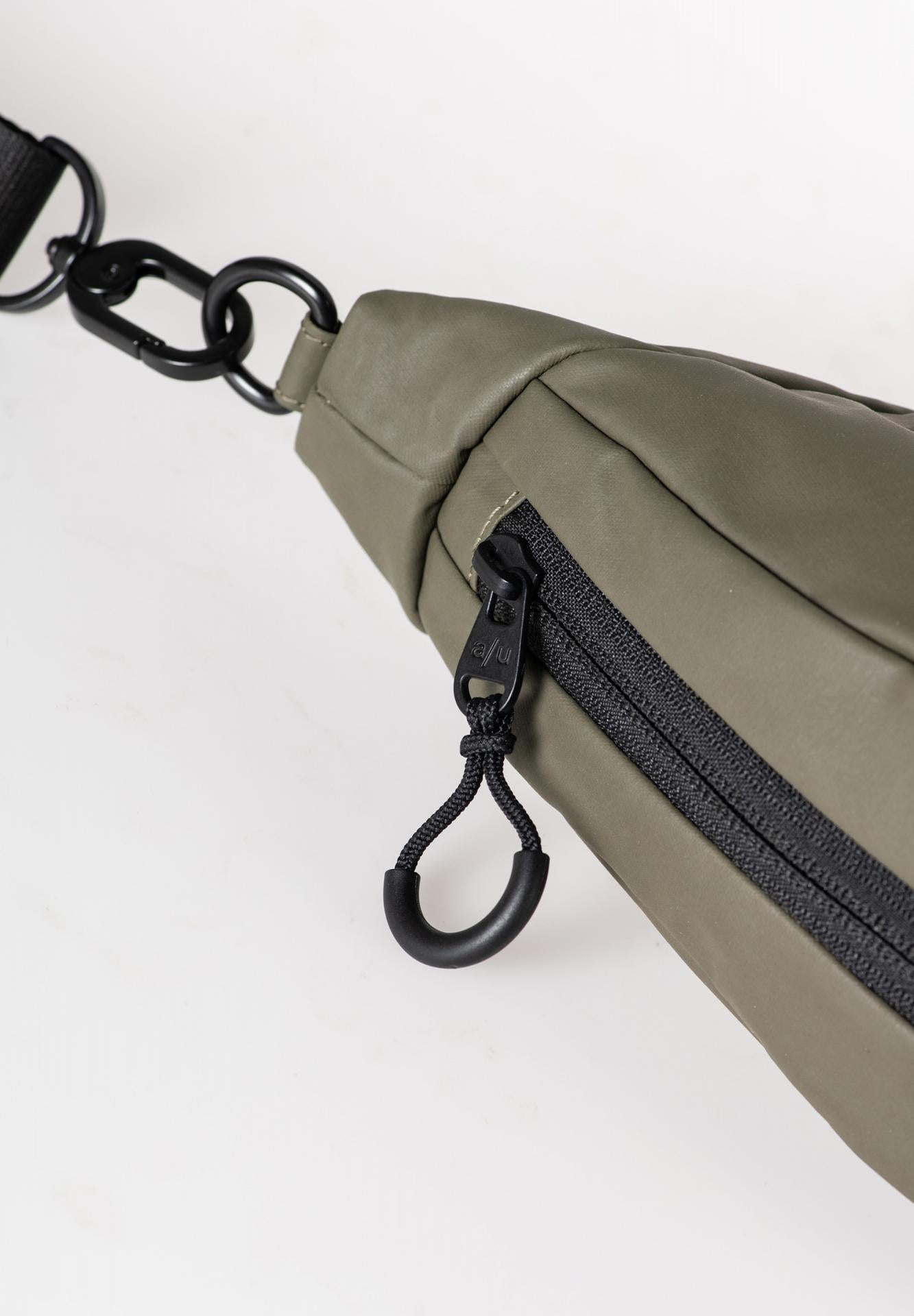 Aunts & Uncles Yoshii RE Halfmoon Bag fallen rock