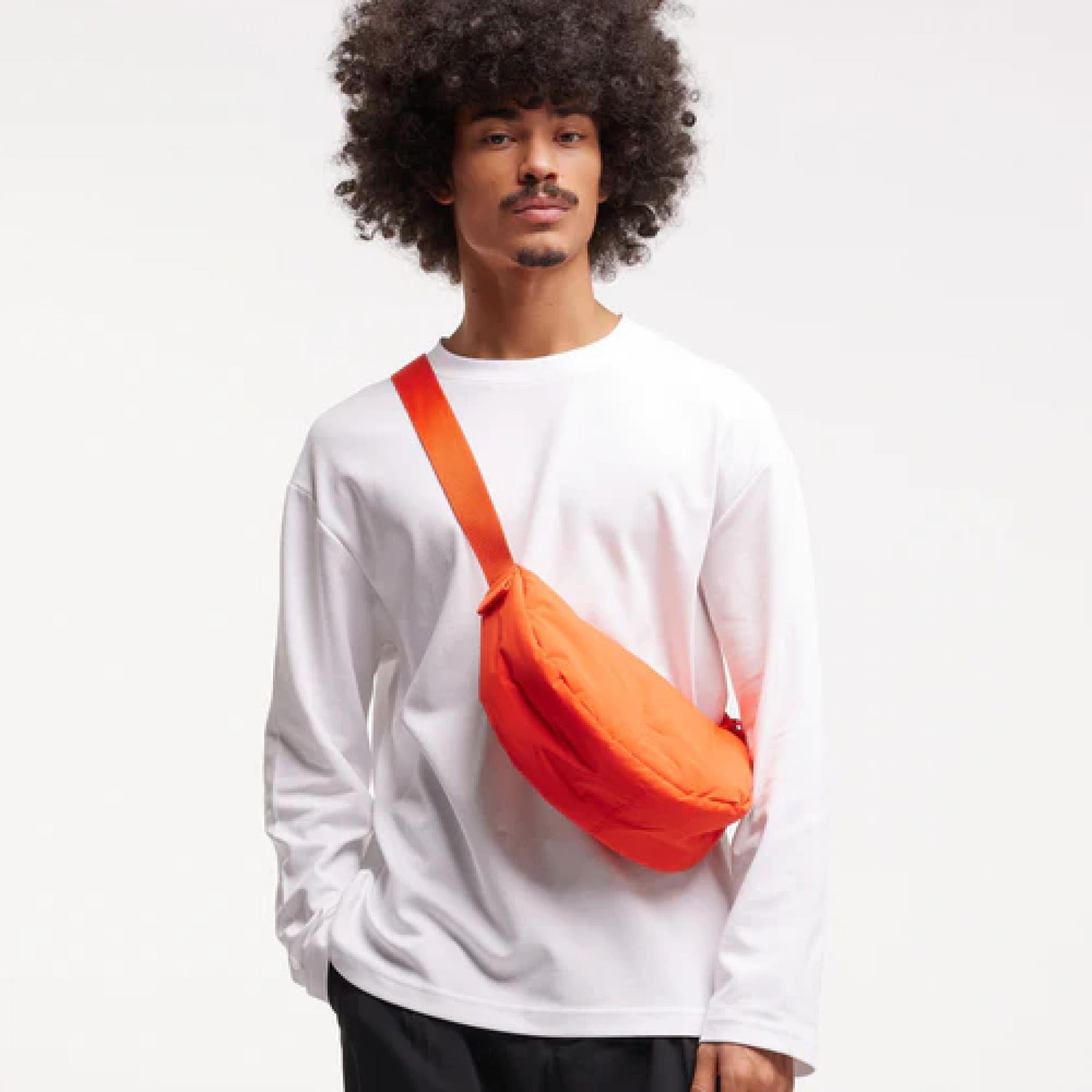 GOT BAG Cloud Moon Bag Monochrome hot coral