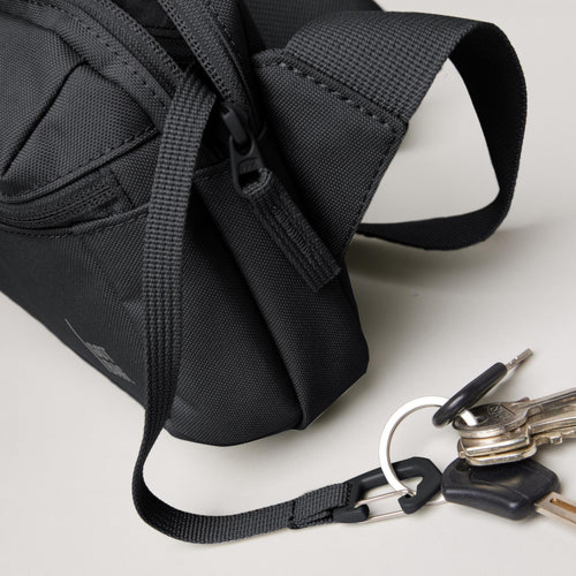 GOT BAG SLING BAG black
