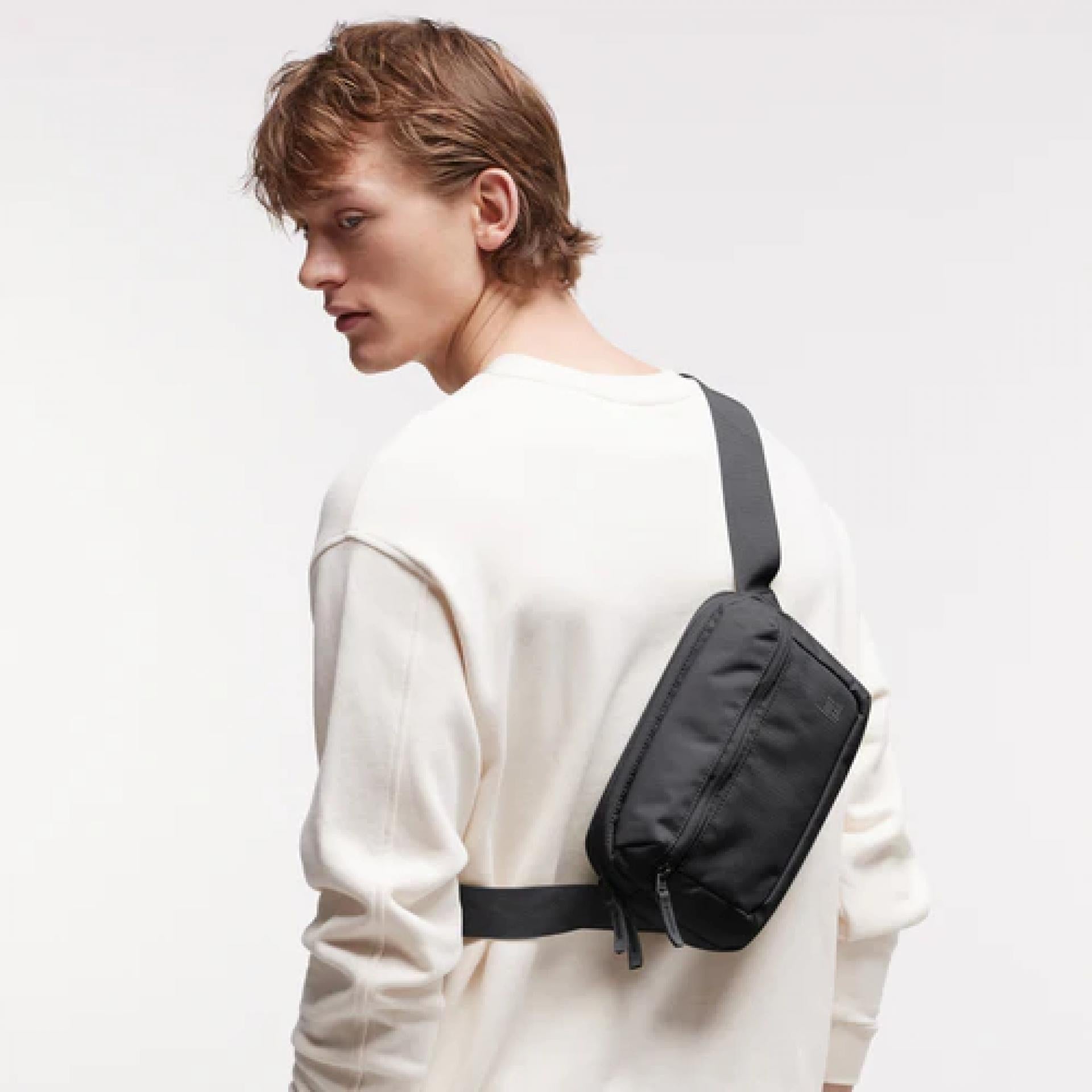 GOT BAG SLING BAG black