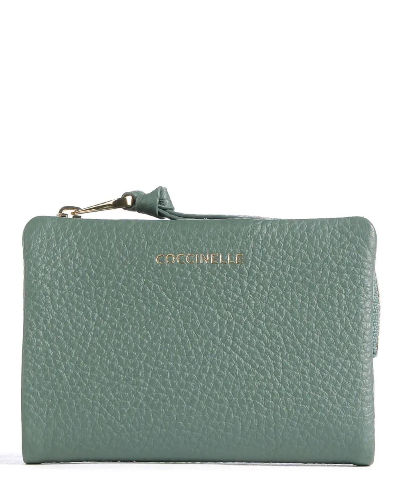 Coccinelle WALLET GRAINED LEATHER / KALE GREEN