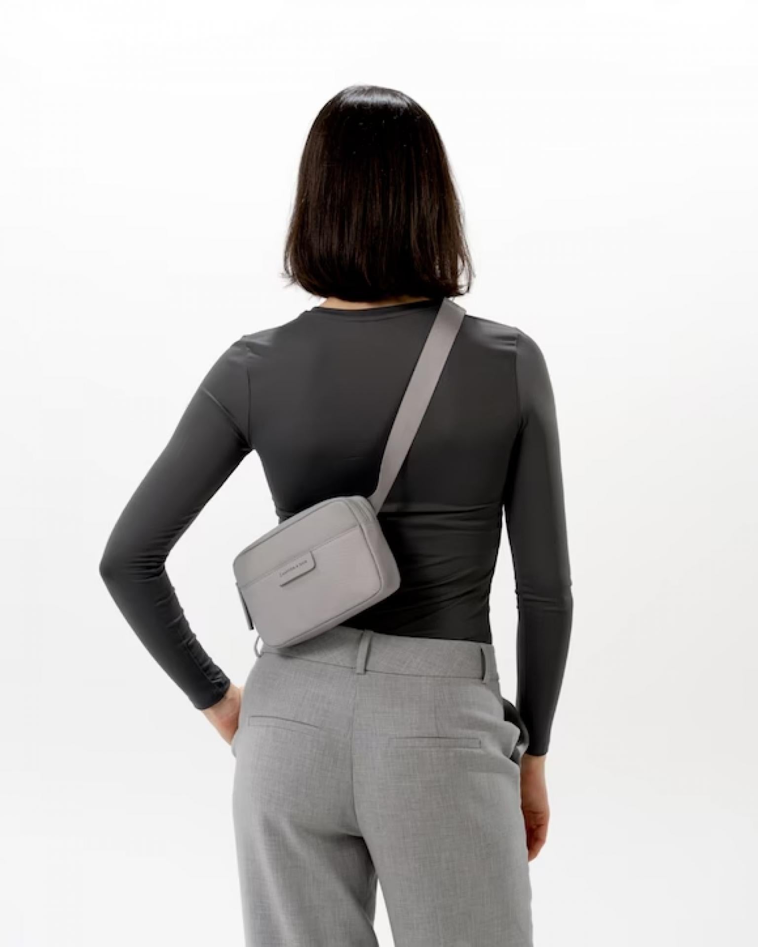 Kapten & Son Bauchtasche Crossbag Habo - Farbe: Greige