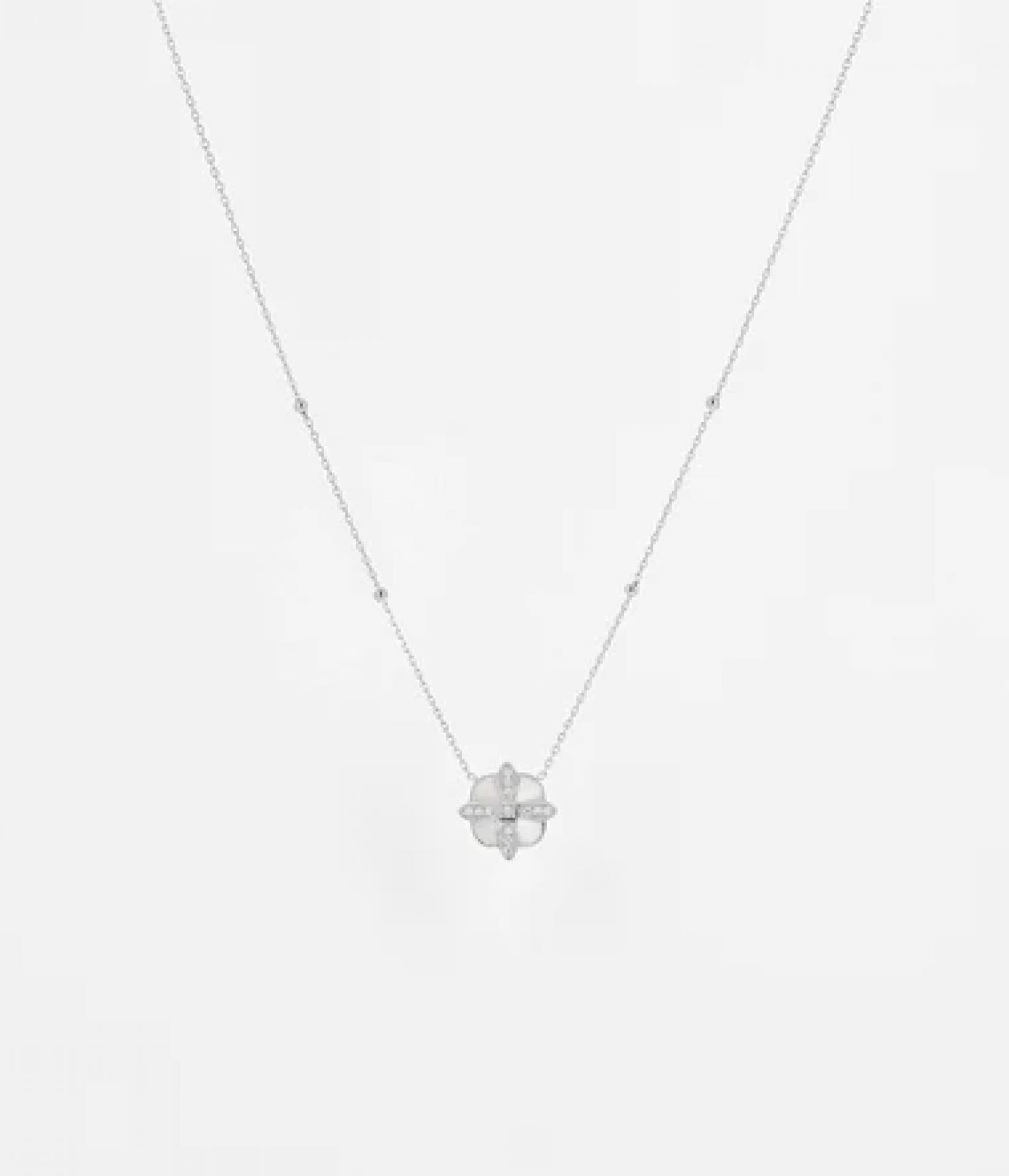 Zag Bijoux Halskette Blume mit Steinen und Perlmut silber kurz
