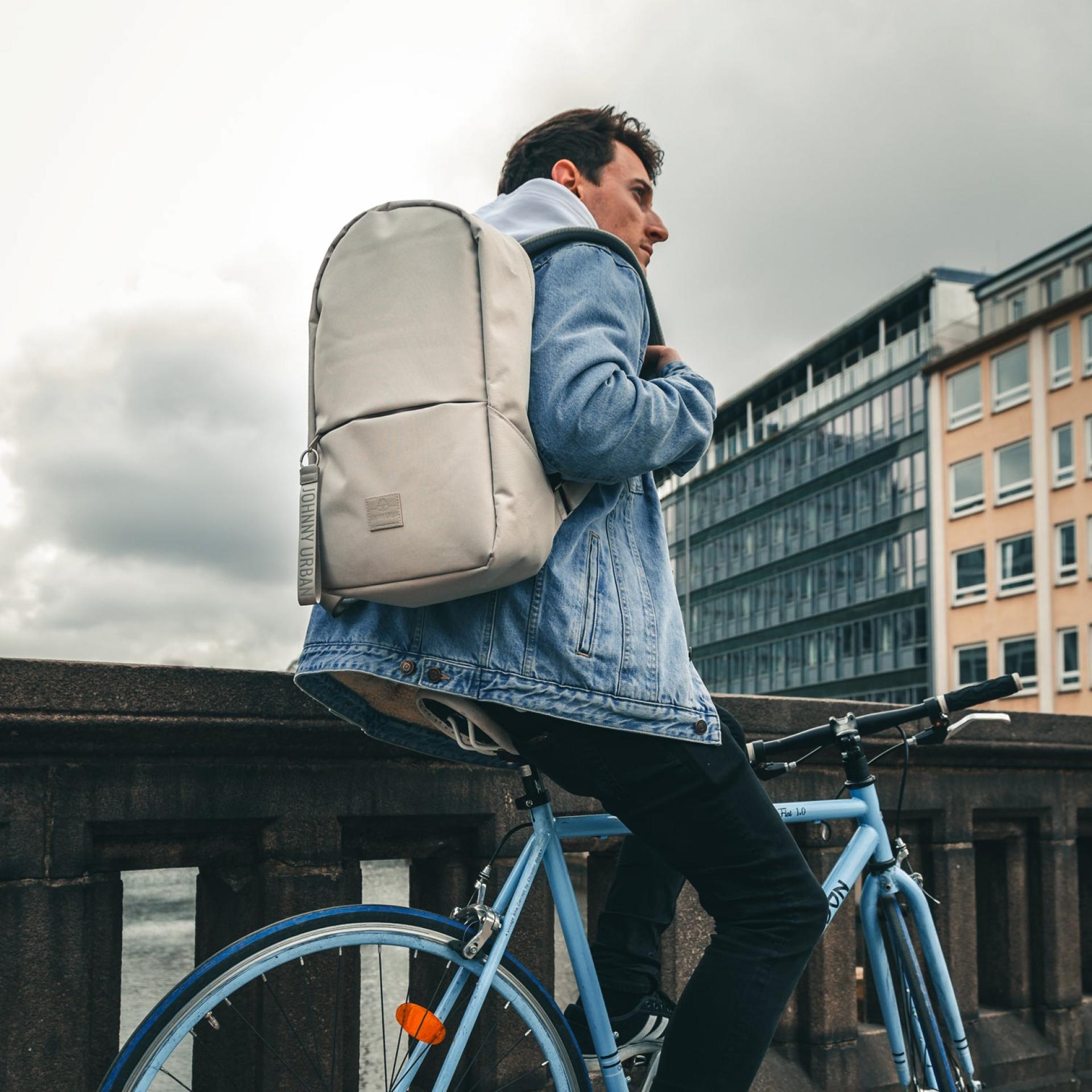 Johnny Urban Milo Rucksack Blau