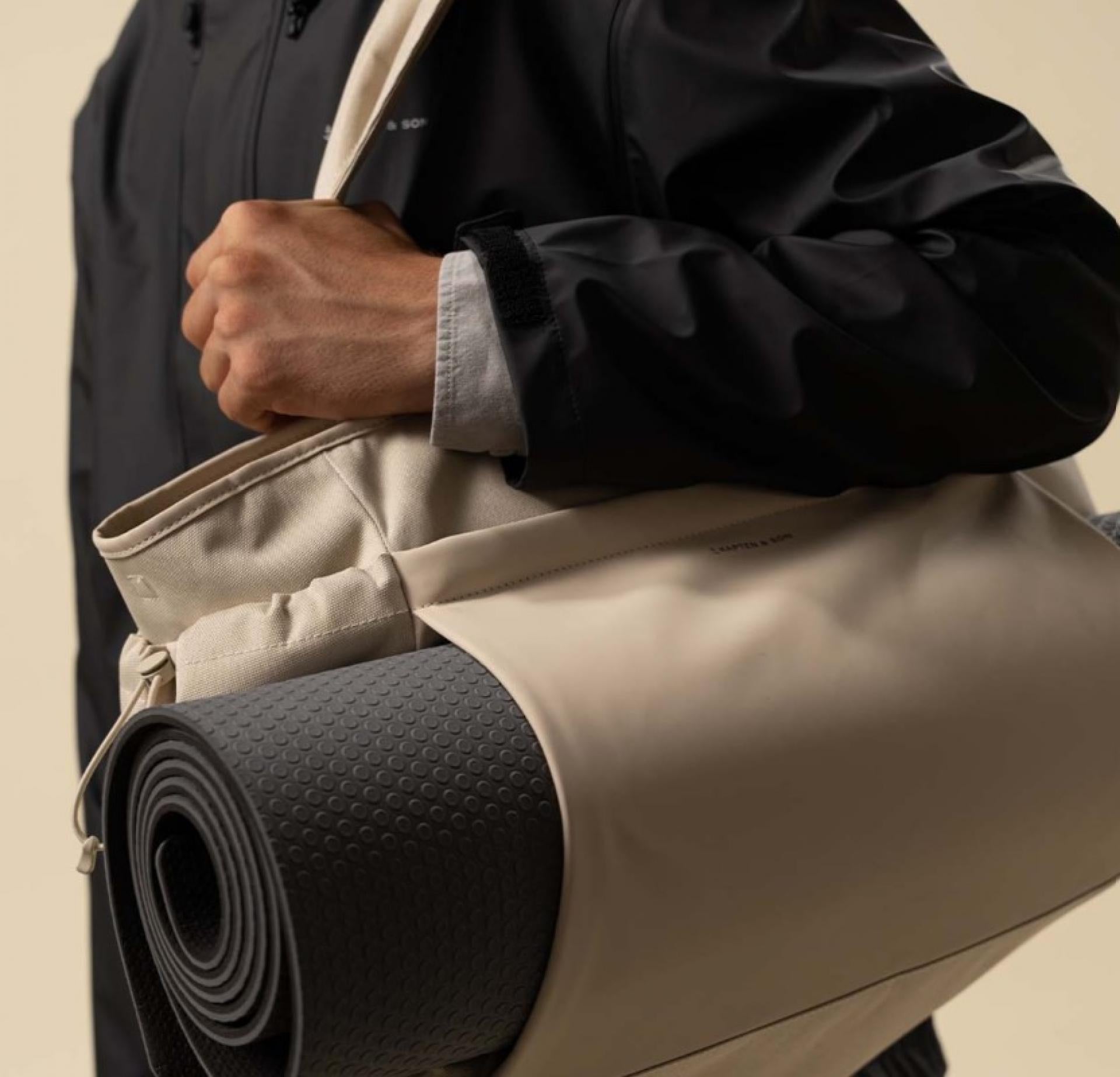 Kapten&Son Hellvi Sandstorm Shoppertasche
