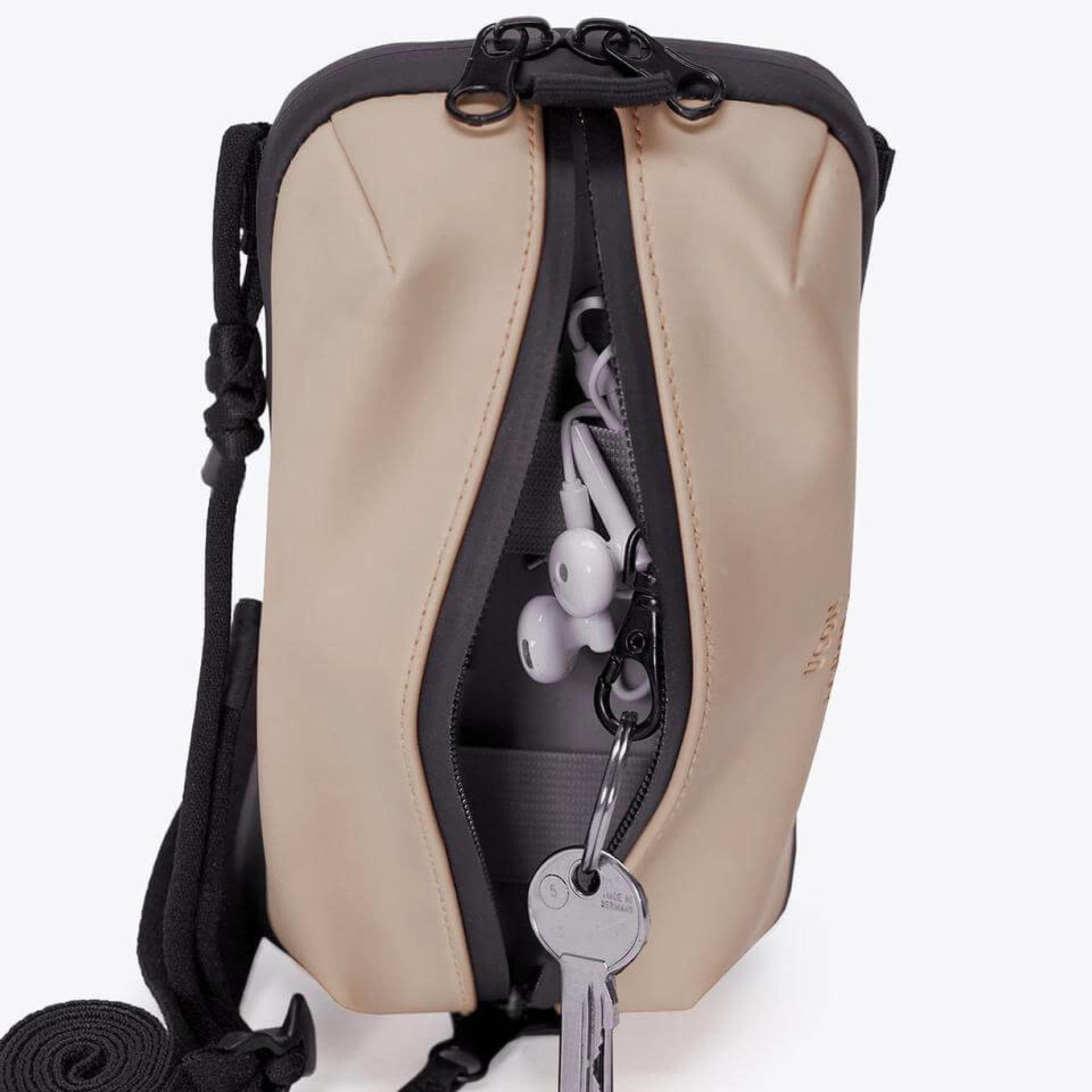 Ucon Acrobatics Umhängetasche Matteo Bag Lotus Nude