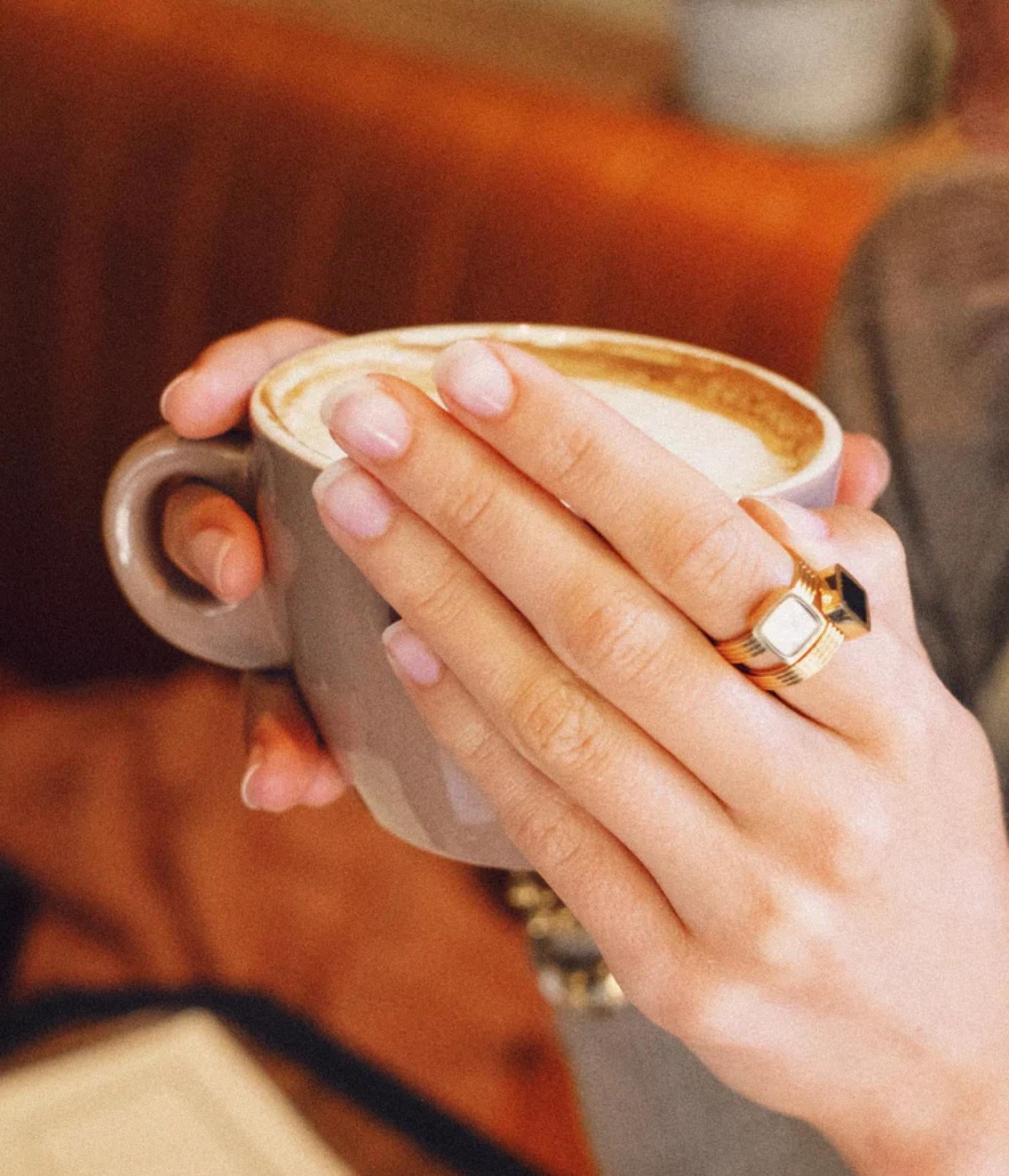 Zag Bijoux Ring Alana gold mit Permutt Stein 9mm
