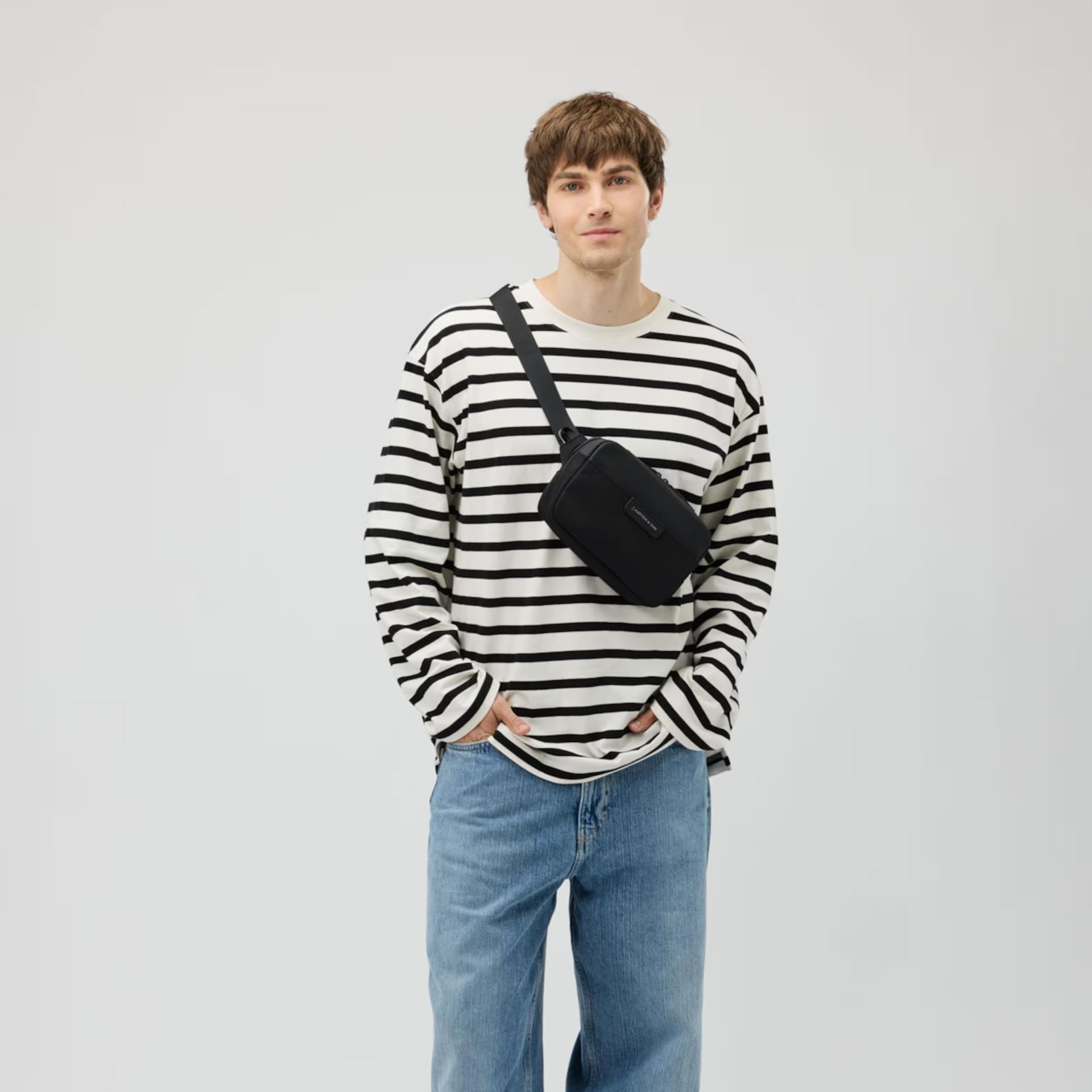 Kapten & Son Bergen Pro Crossbody All black