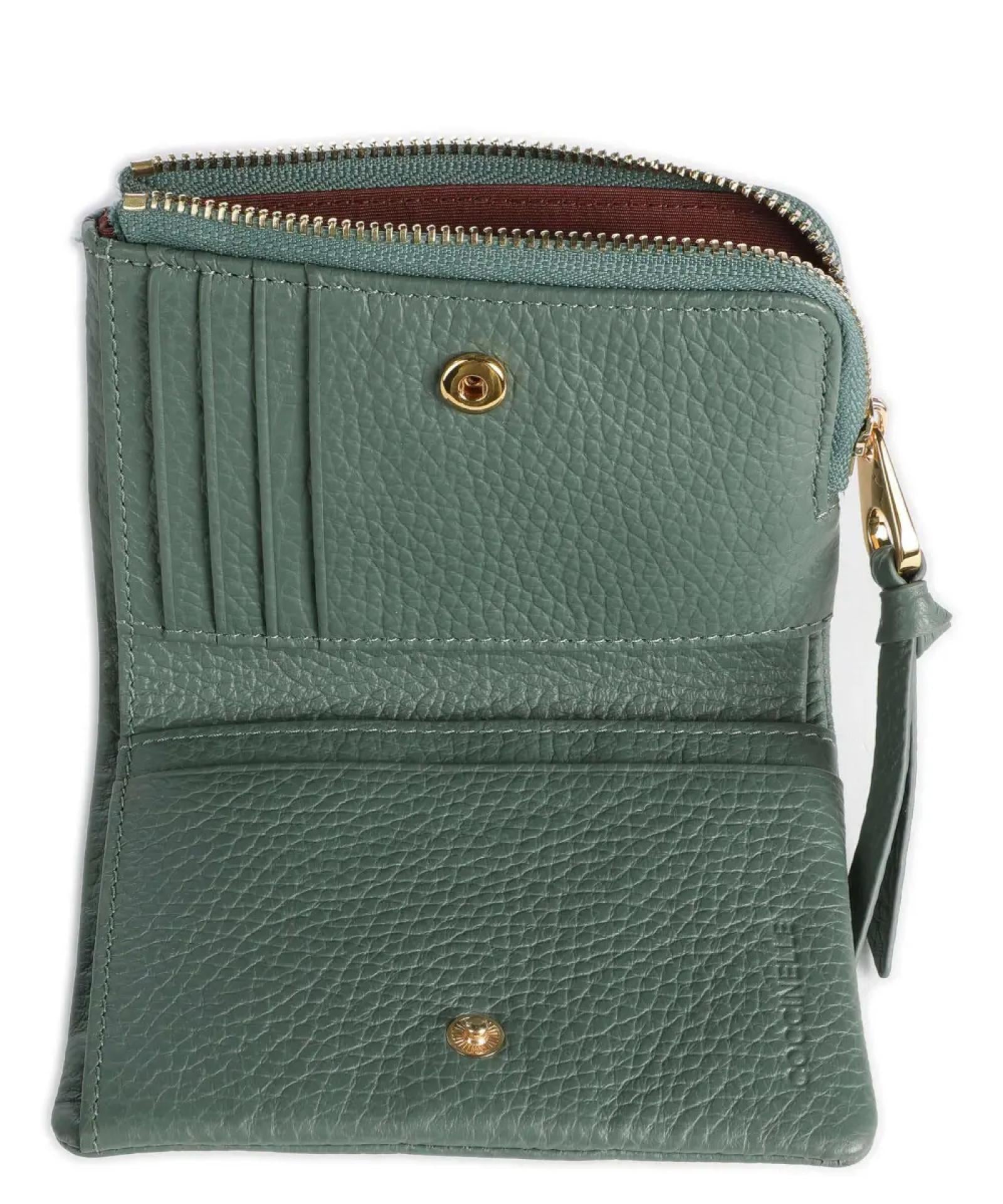 Coccinelle WALLET GRAINED LEATHER / KALE GREEN