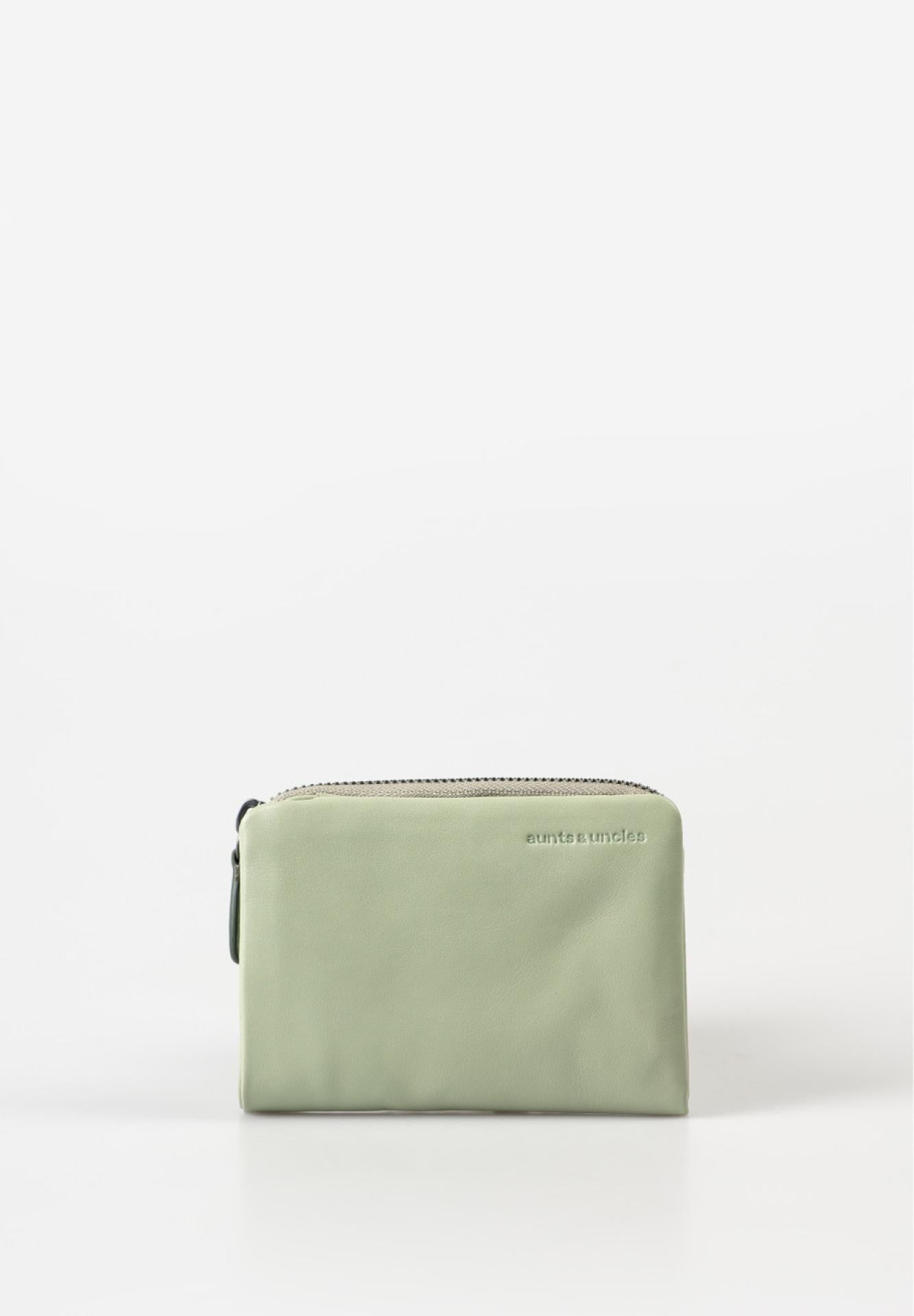 Aunts and Uncles/Cherry Green Tea, Börse