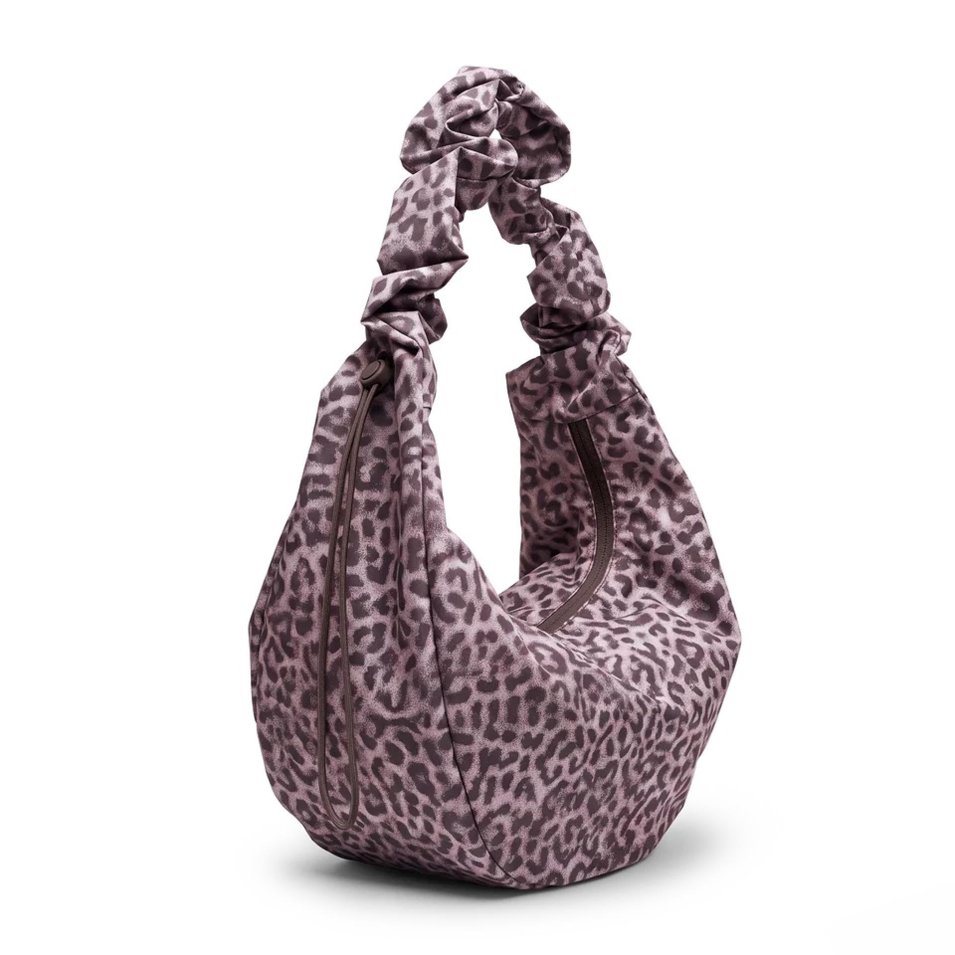 Got Bag Moon Bag Ruffle Cat Shark sea lion