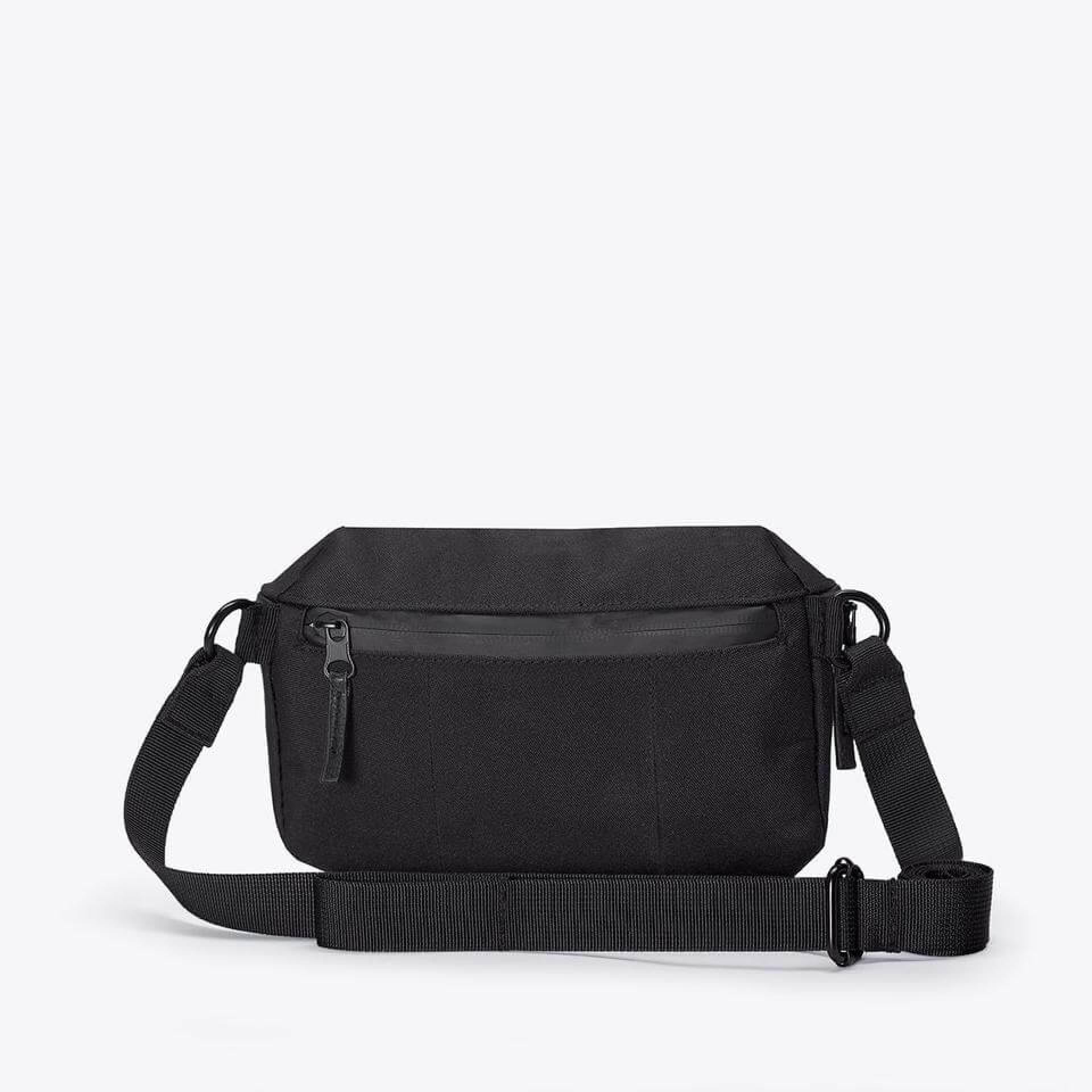 Ucon Acrobatics Crossbody Jona Stealth Schwarz